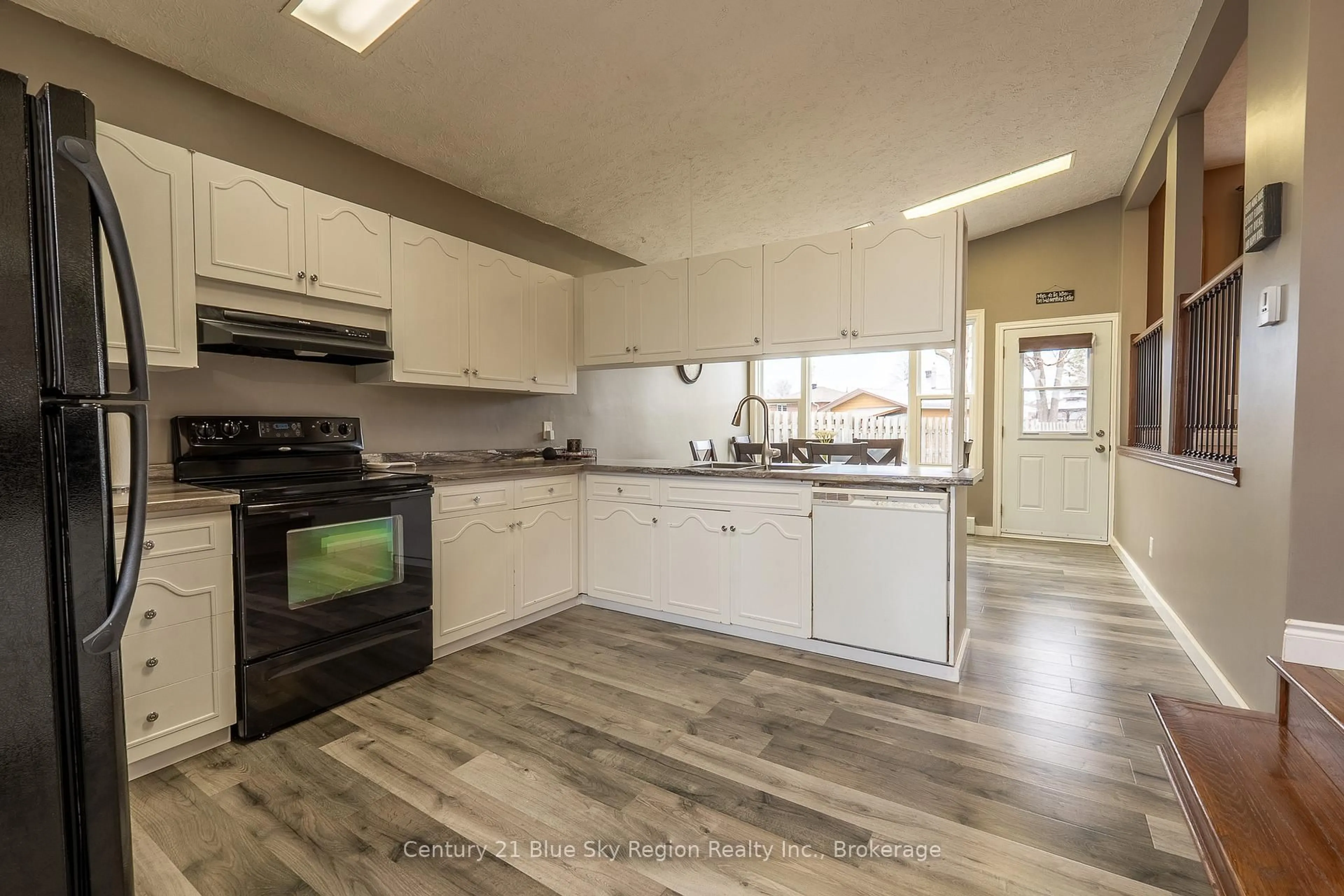 Open concept kitchen, unknown for 9 Herman Cres, North Bay Ontario P1A 2R4