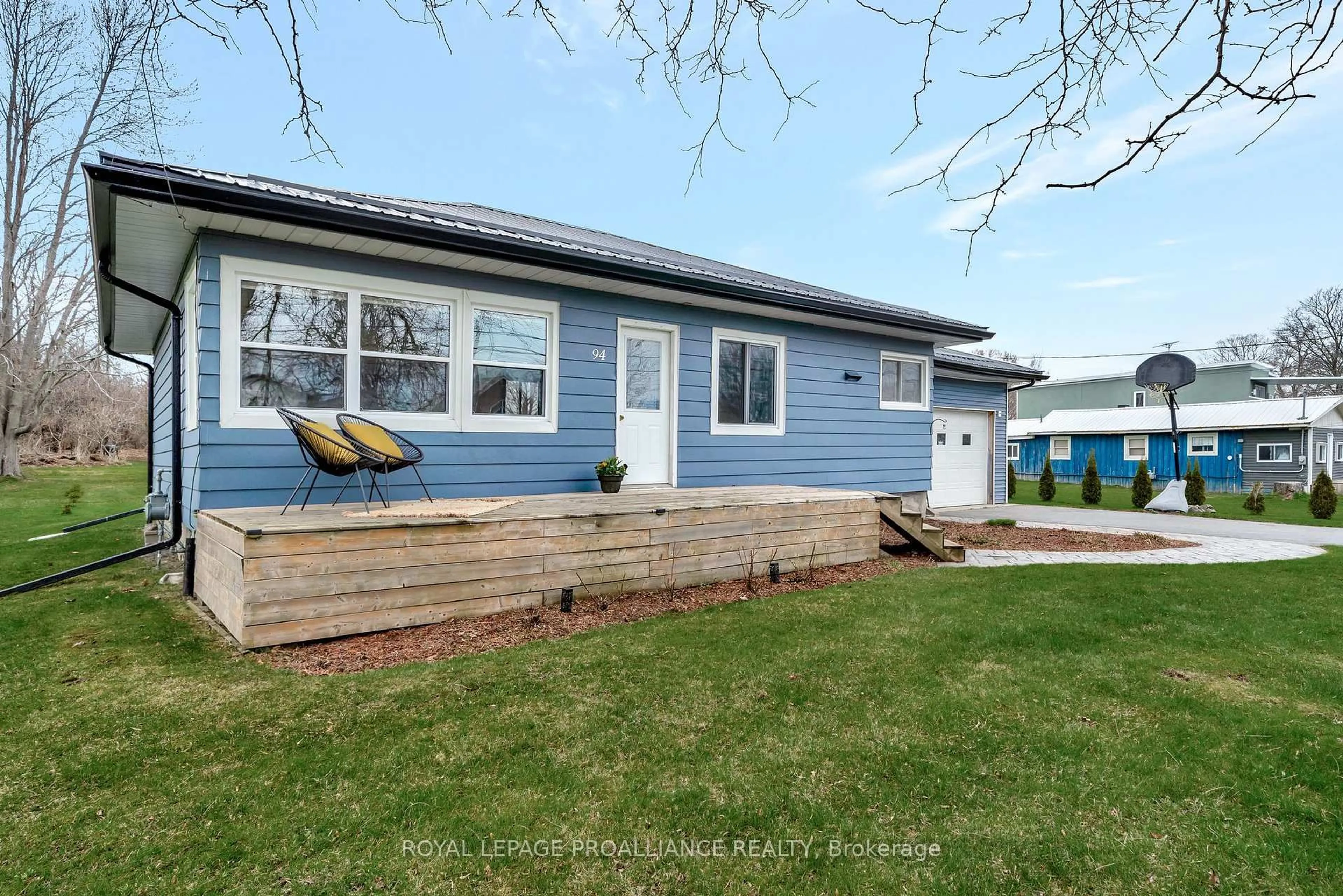 Unknown for 94 Main St, Prince Edward County Ontario K0K 3L0