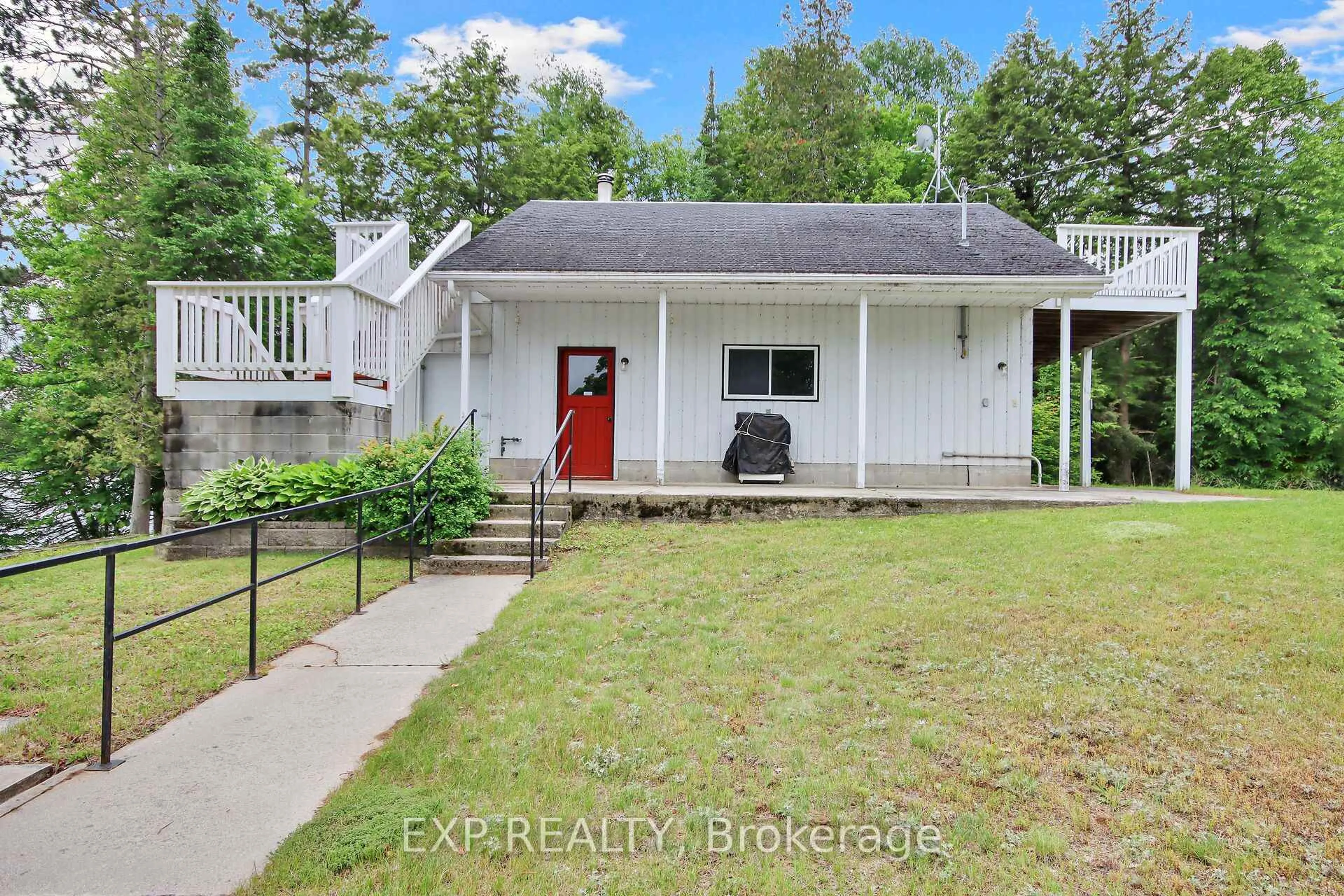 A pic from outside/outdoor area/front of a property/back of a property/a pic from drone, street for 1876 FLOWER STATION Rd, Lanark Ontario K0G 1K0