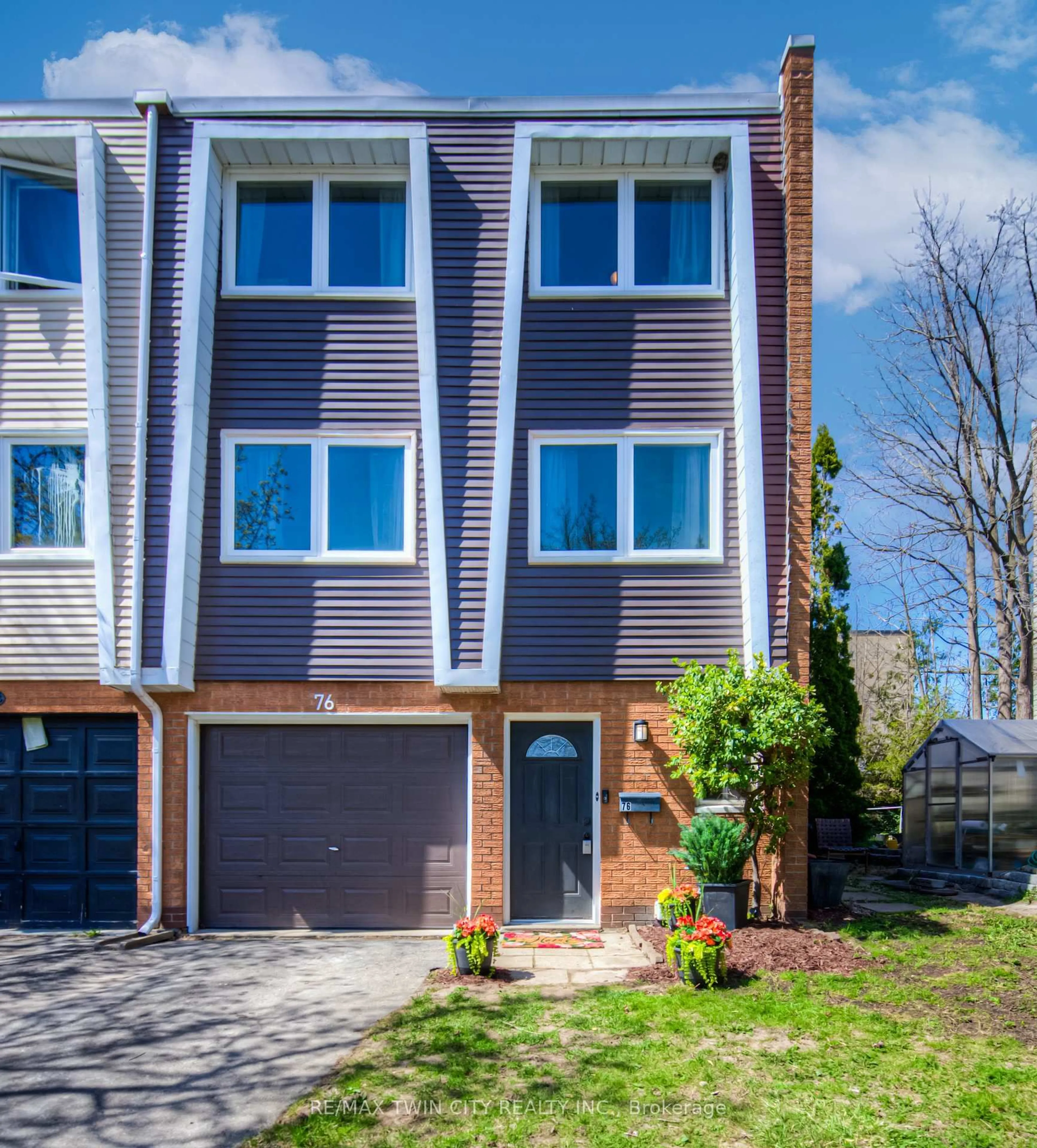 Home with brick exterior material, street for 76 Charles Best Pl, Kitchener Ontario N2M 5A3