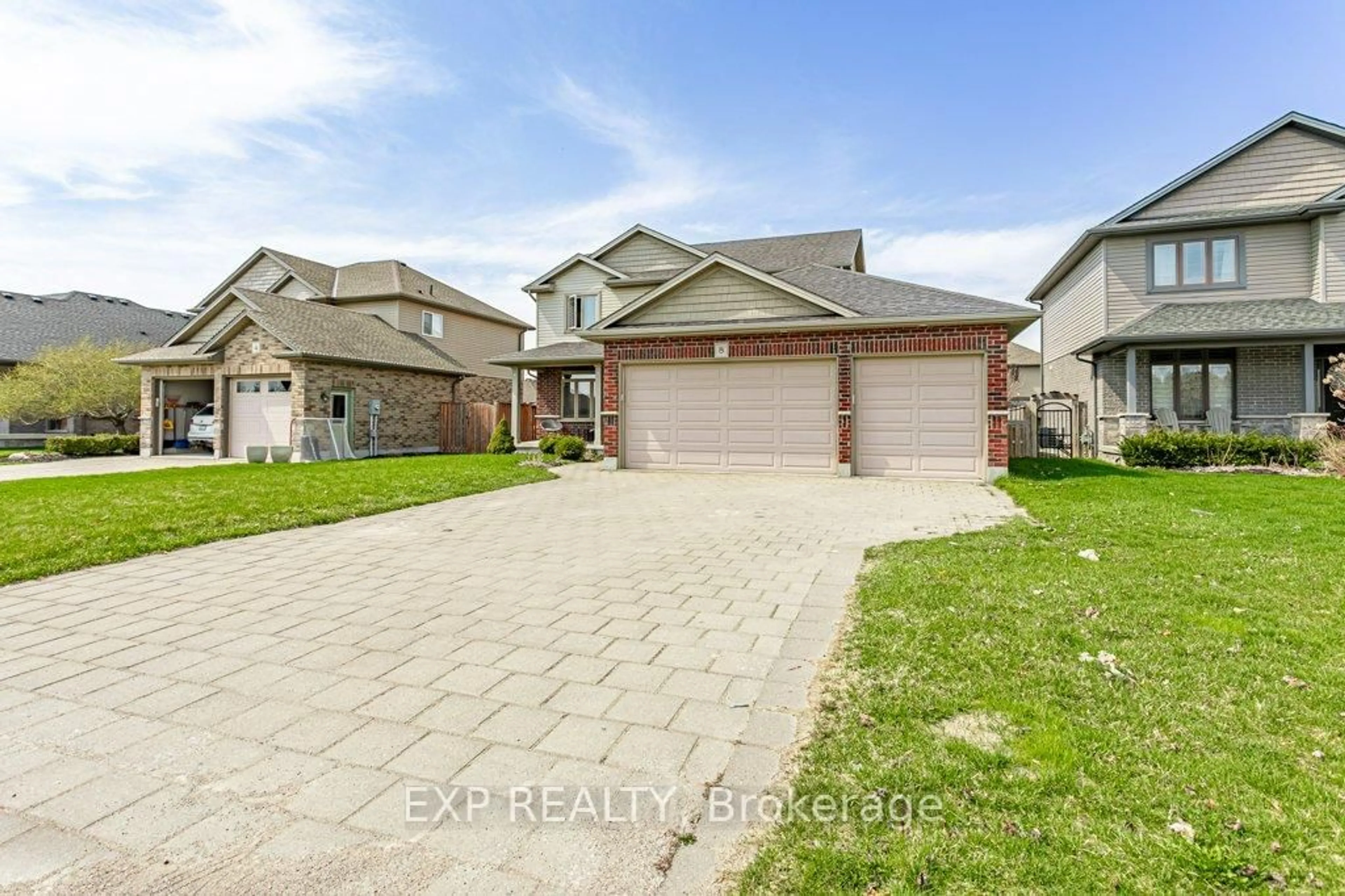A pic from outside/outdoor area/front of a property/back of a property/a pic from drone, street for 8 Oliver Cres, Zorra Ontario N0M 2M0