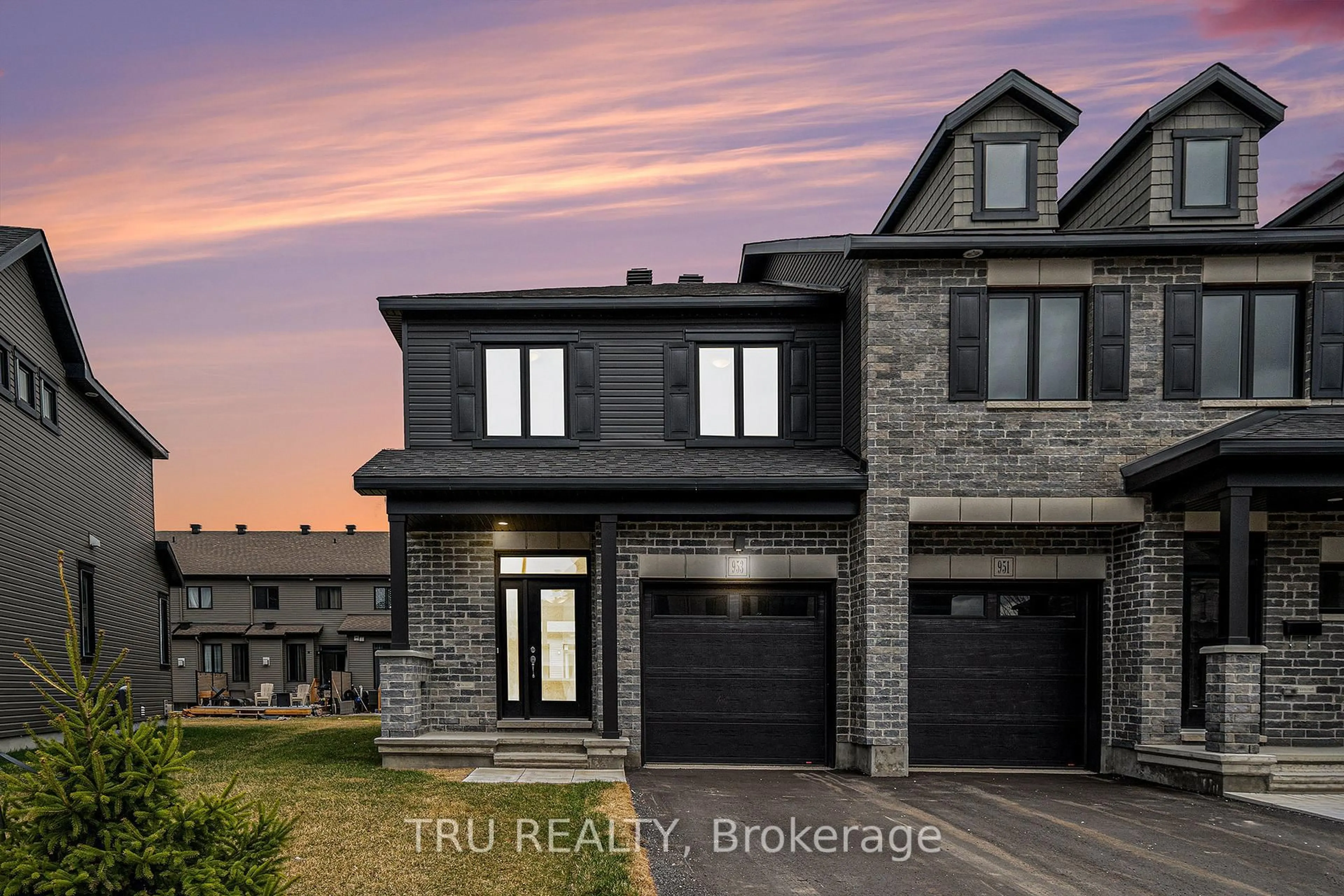 Home with brick exterior material, street for 953 Cologne St, Russell Ontario K0A 1W0