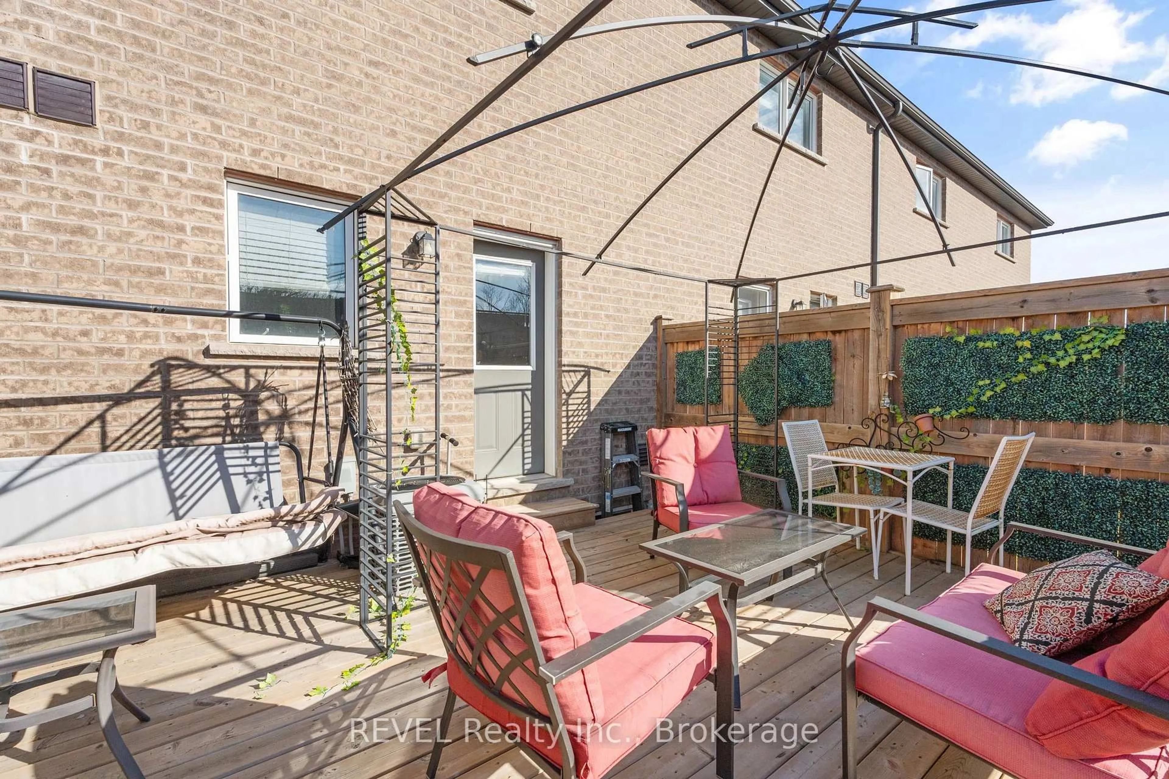 Patio, street for 7768 Ascot Circ #21, Niagara Falls Ontario L2H 3P9