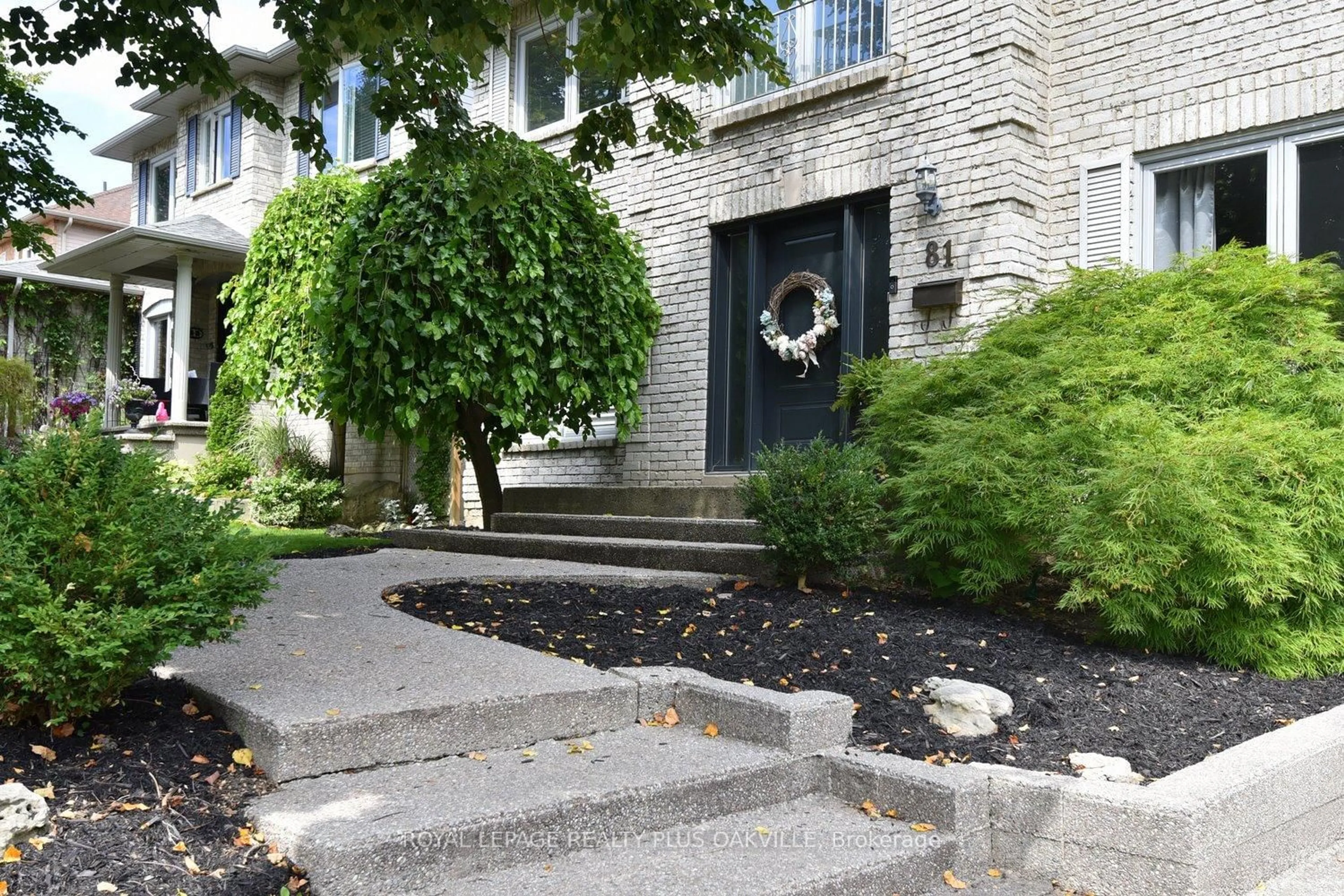 Unknown for 81 Jerome Park Dr, Hamilton Ontario L9H 6R8