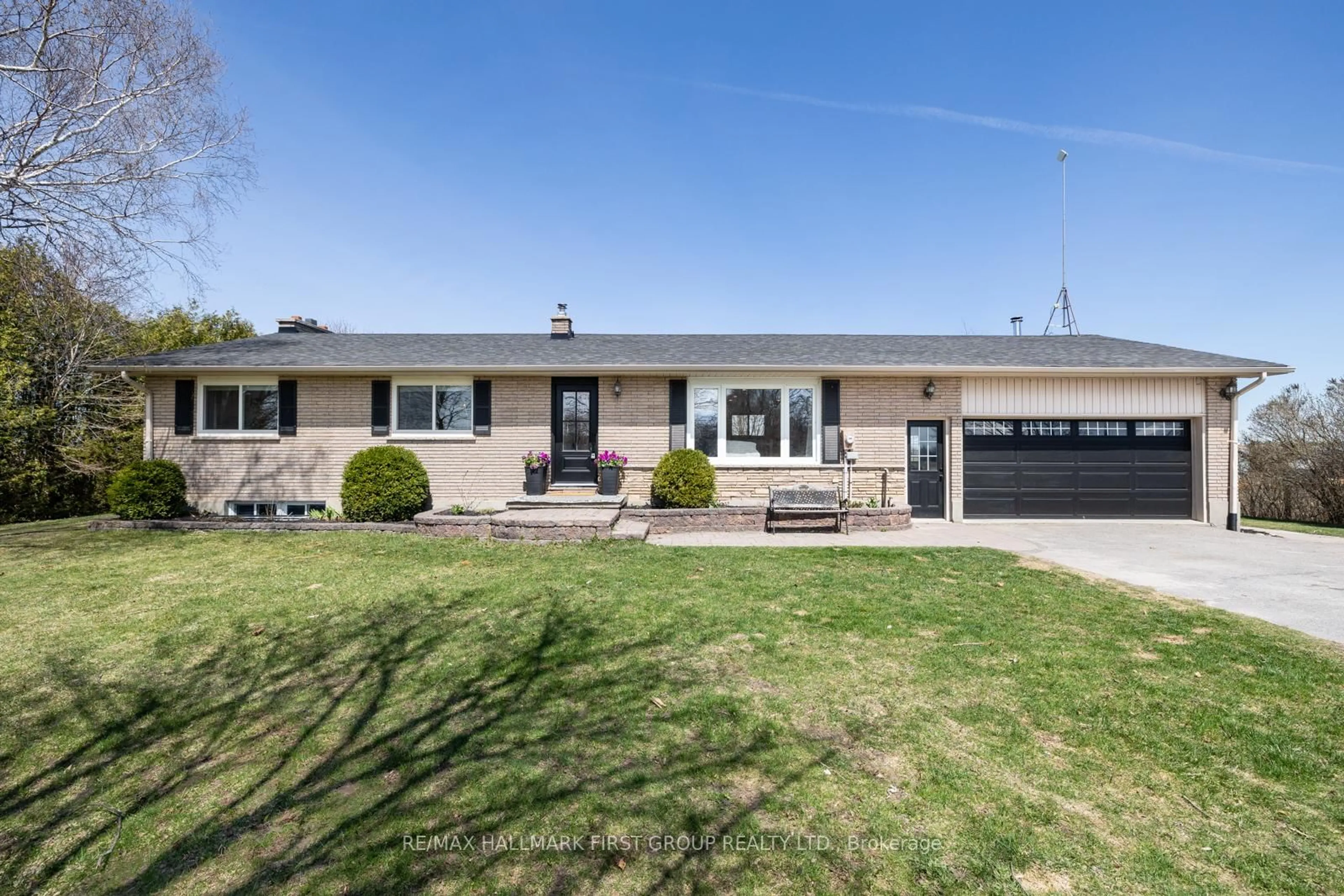 Home with vinyl exterior material, street for 179 Fleetwood Rd, Kawartha Lakes Ontario L0B 1K0