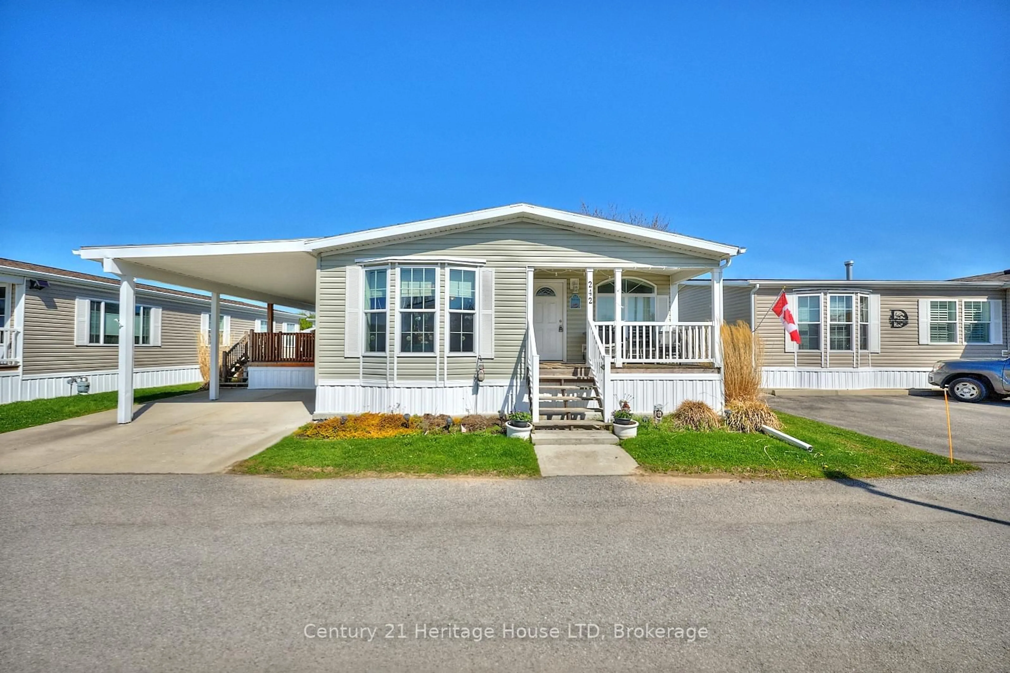 Home with vinyl exterior material, street for 3033 Townline Rd #242, Fort Erie Ontario L0S 1S1
