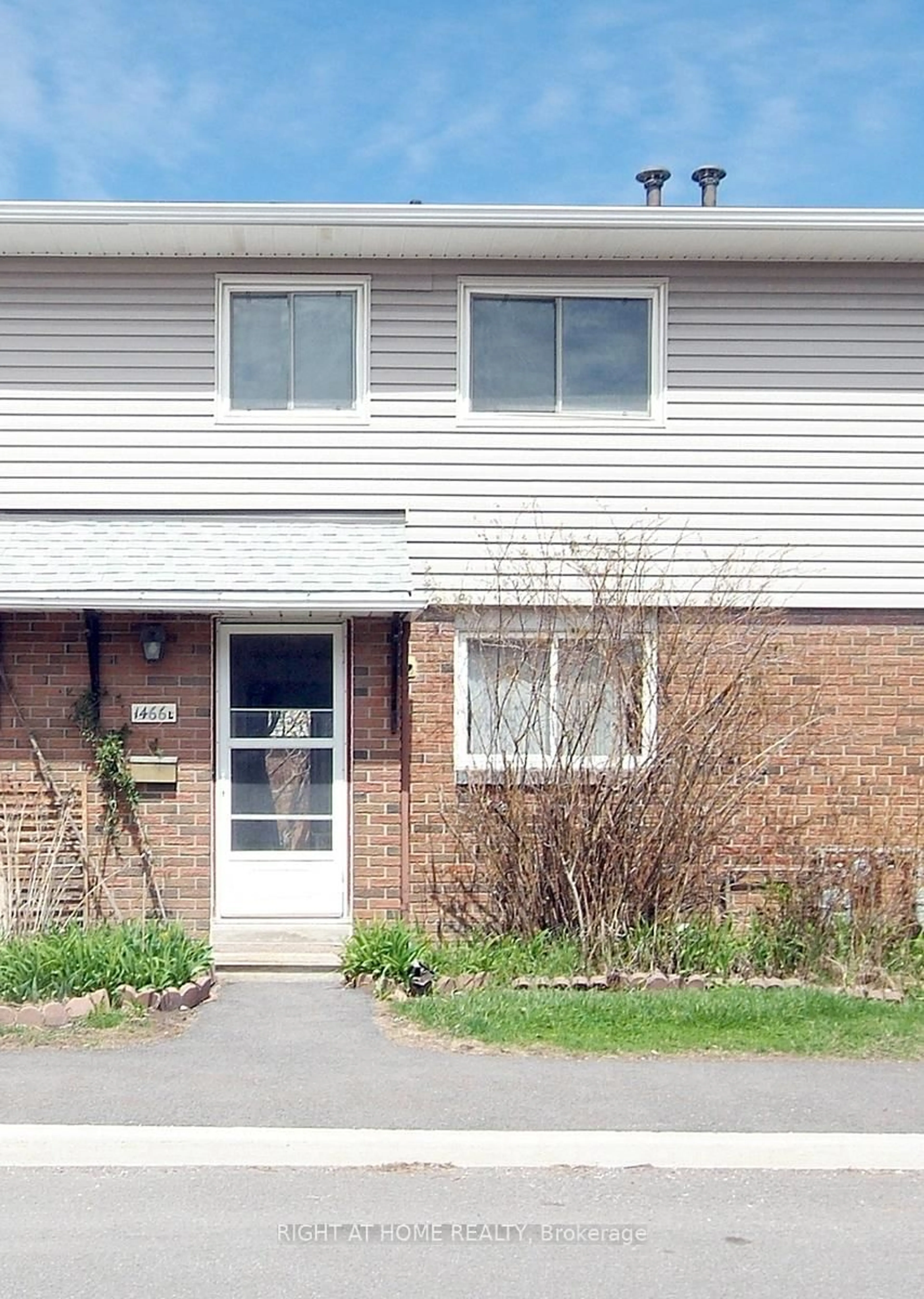 Unknown for 1466 Heatherington Rd #L, Ottawa Ontario K1V 6S1