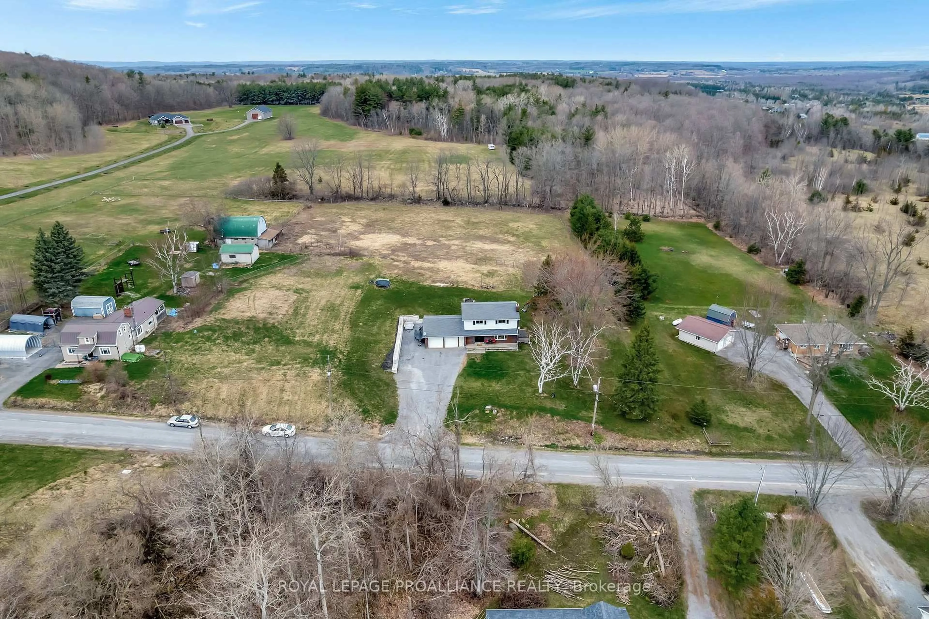 A pic from outside/outdoor area/front of a property/back of a property/a pic from drone, unknown for 362 Schriver Rd, Brighton Ontario K0K 1H0