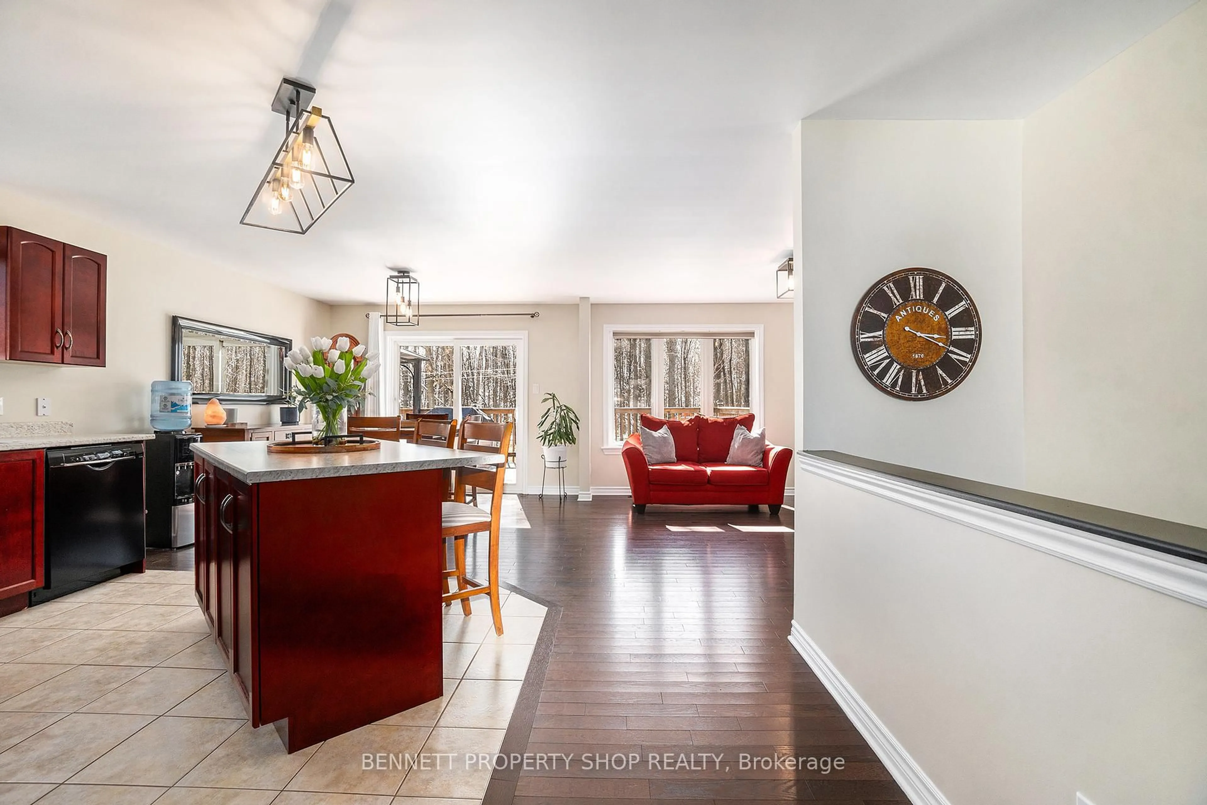 Open concept kitchen, ceramic/tile floor for 2050 Thibault Crt, North Dundas Ontario K0C 1H0