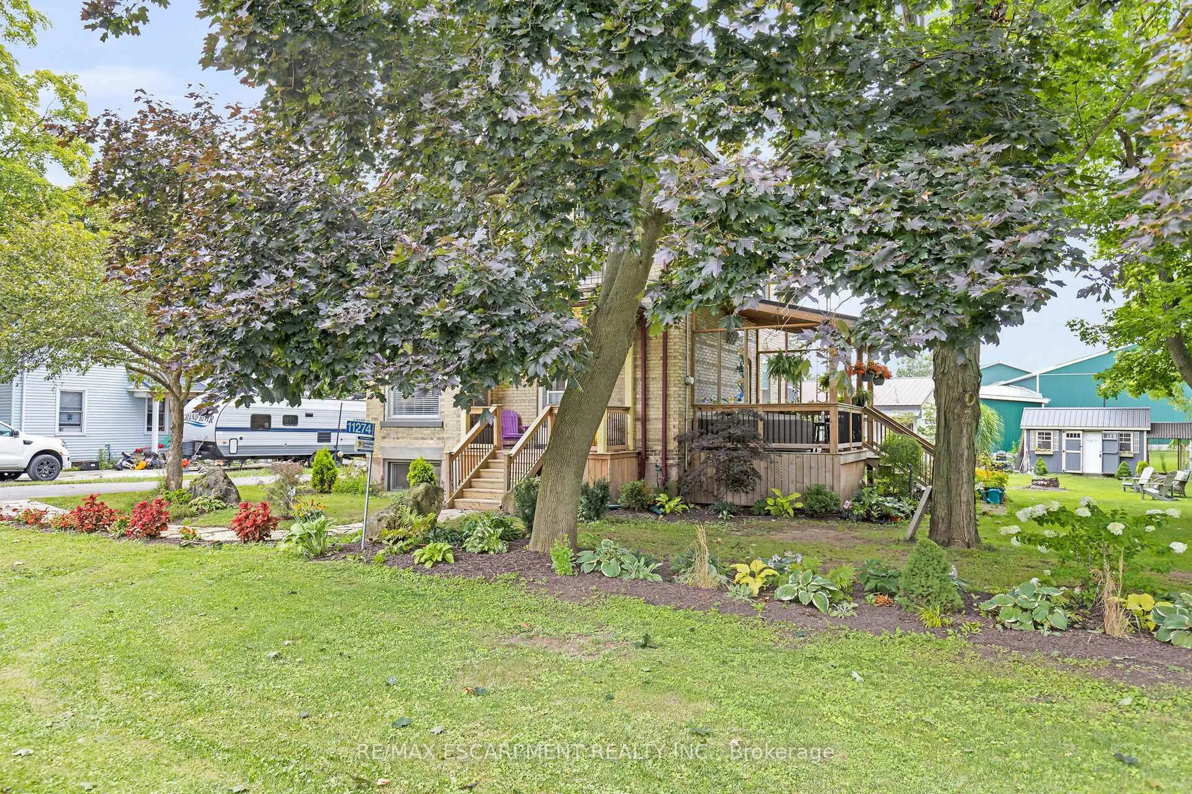 Patio, unknown for 11274 HENRY St, Bayham Ontario N5H 2R3