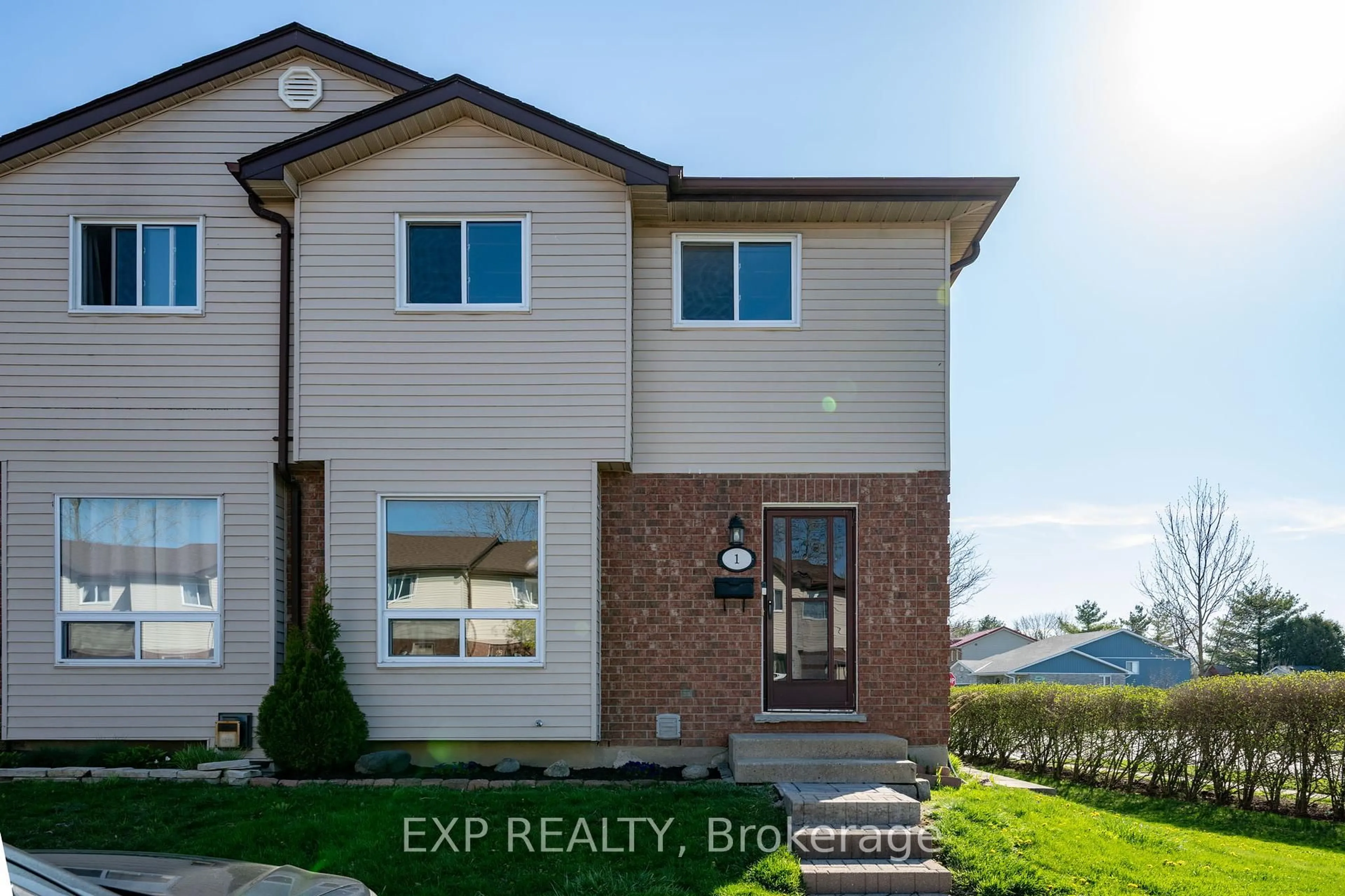 Home with brick exterior material, unknown for 1930 MARCONI Blvd #1, London East Ontario N5V 4S2