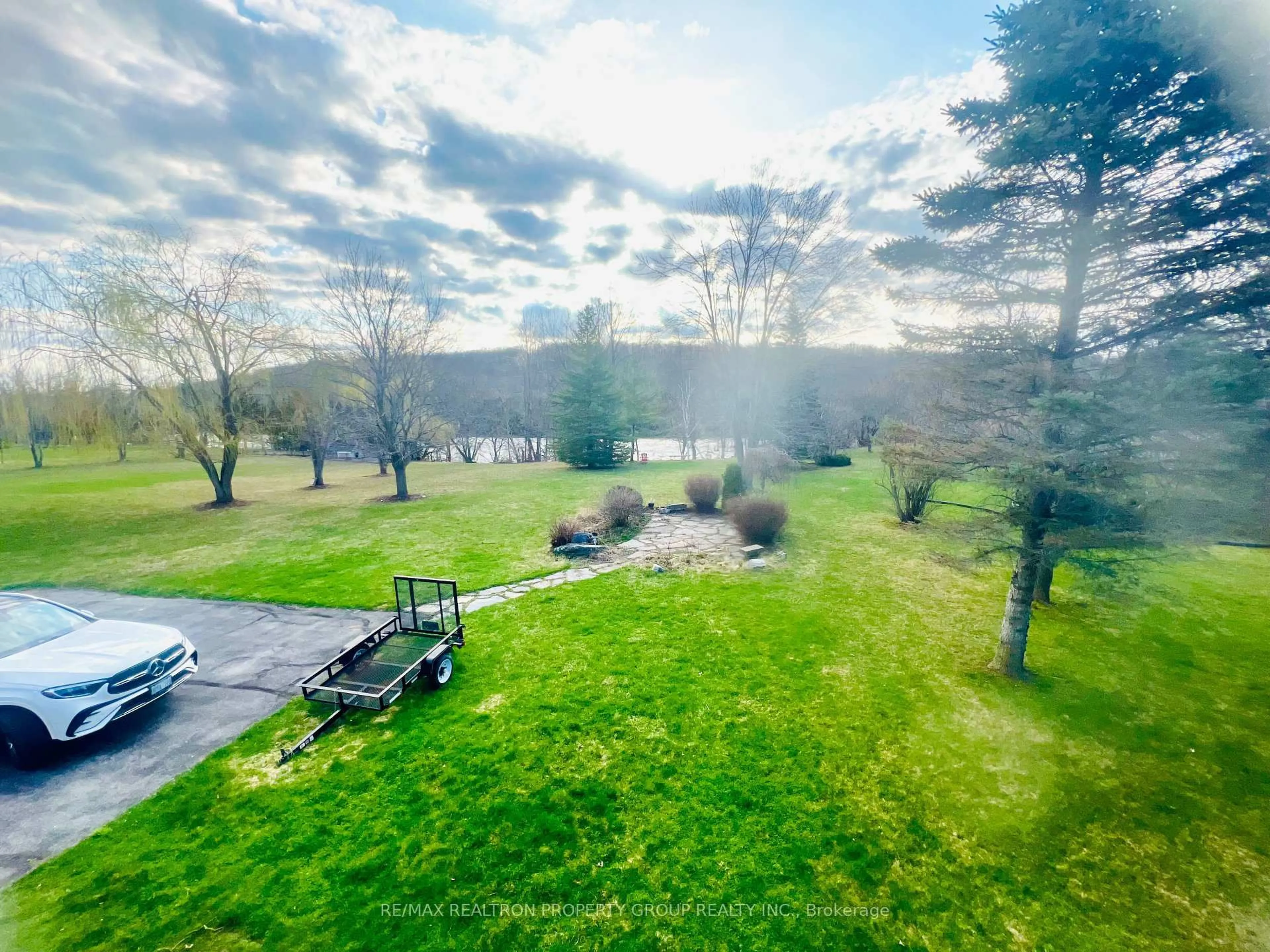 A pic from outside/outdoor area/front of a property/back of a property/a pic from drone, water/lake/river/ocean view for 55 Trent Dr, Trent Hills Ontario K0L 1L0