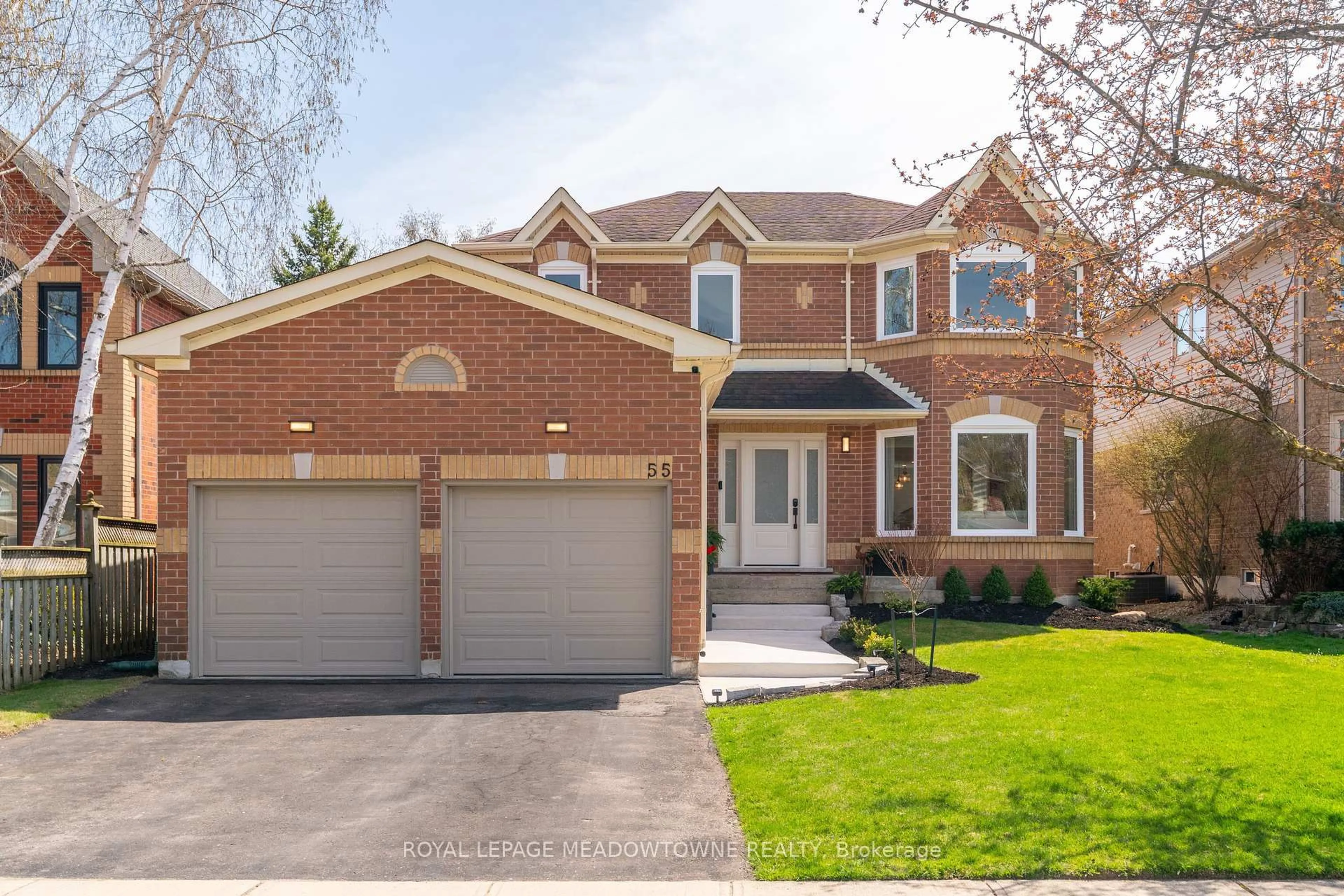 Home with brick exterior material, street for 55 Forestview Dr, Cambridge Ontario N1T 1V1