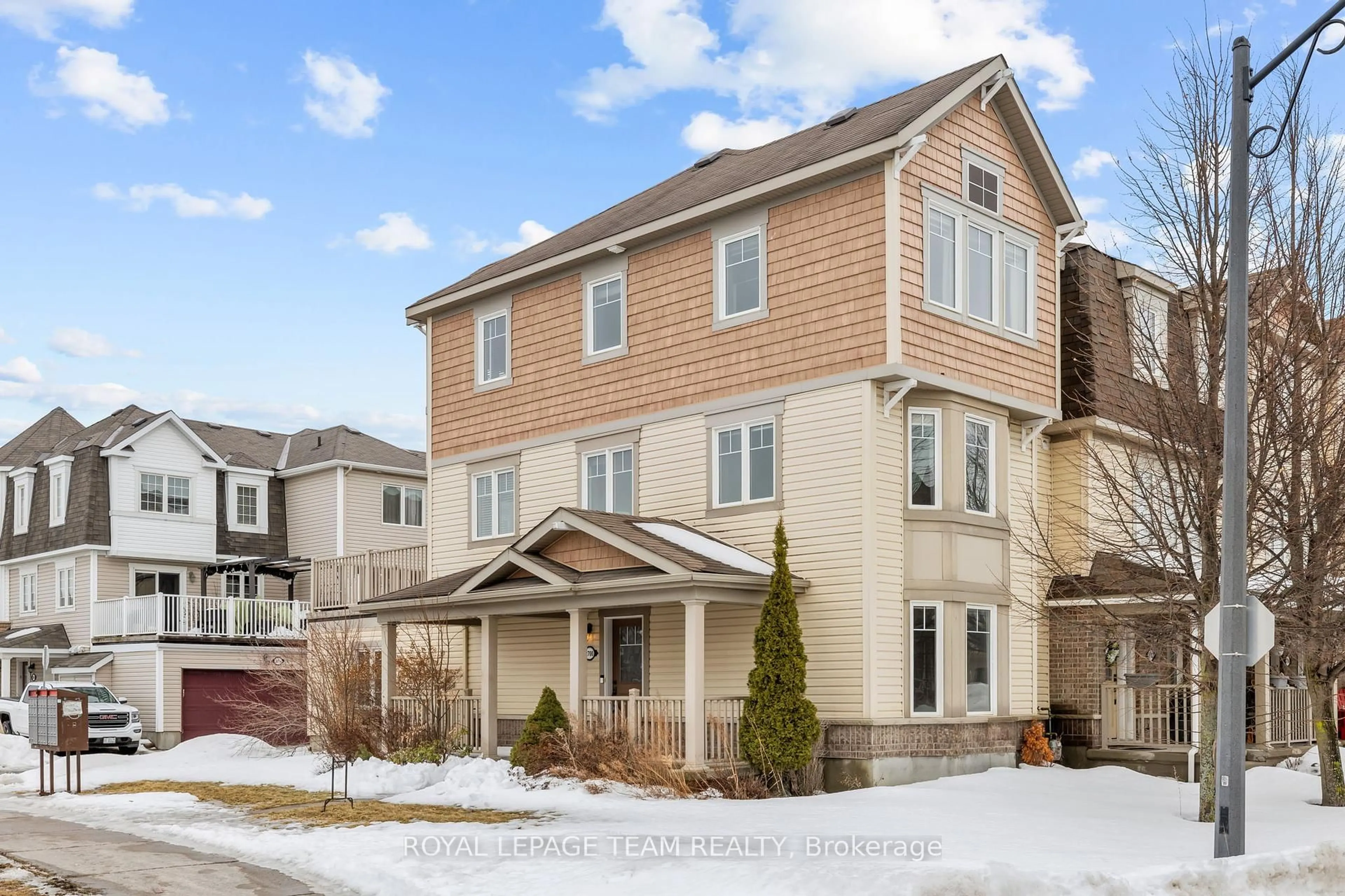 Home with brick exterior material, street for 2700 Grand Canal St, Ottawa Ontario K2J 0R9