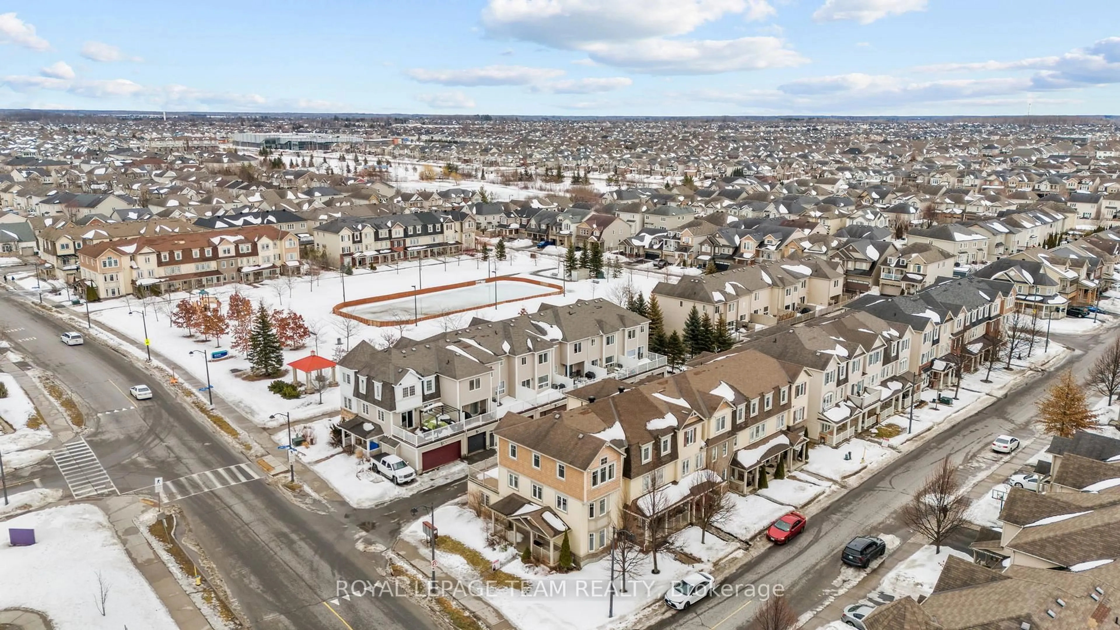 A pic from outside/outdoor area/front of a property/back of a property/a pic from drone, street for 2700 Grand Canal St, Ottawa Ontario K2J 0R9