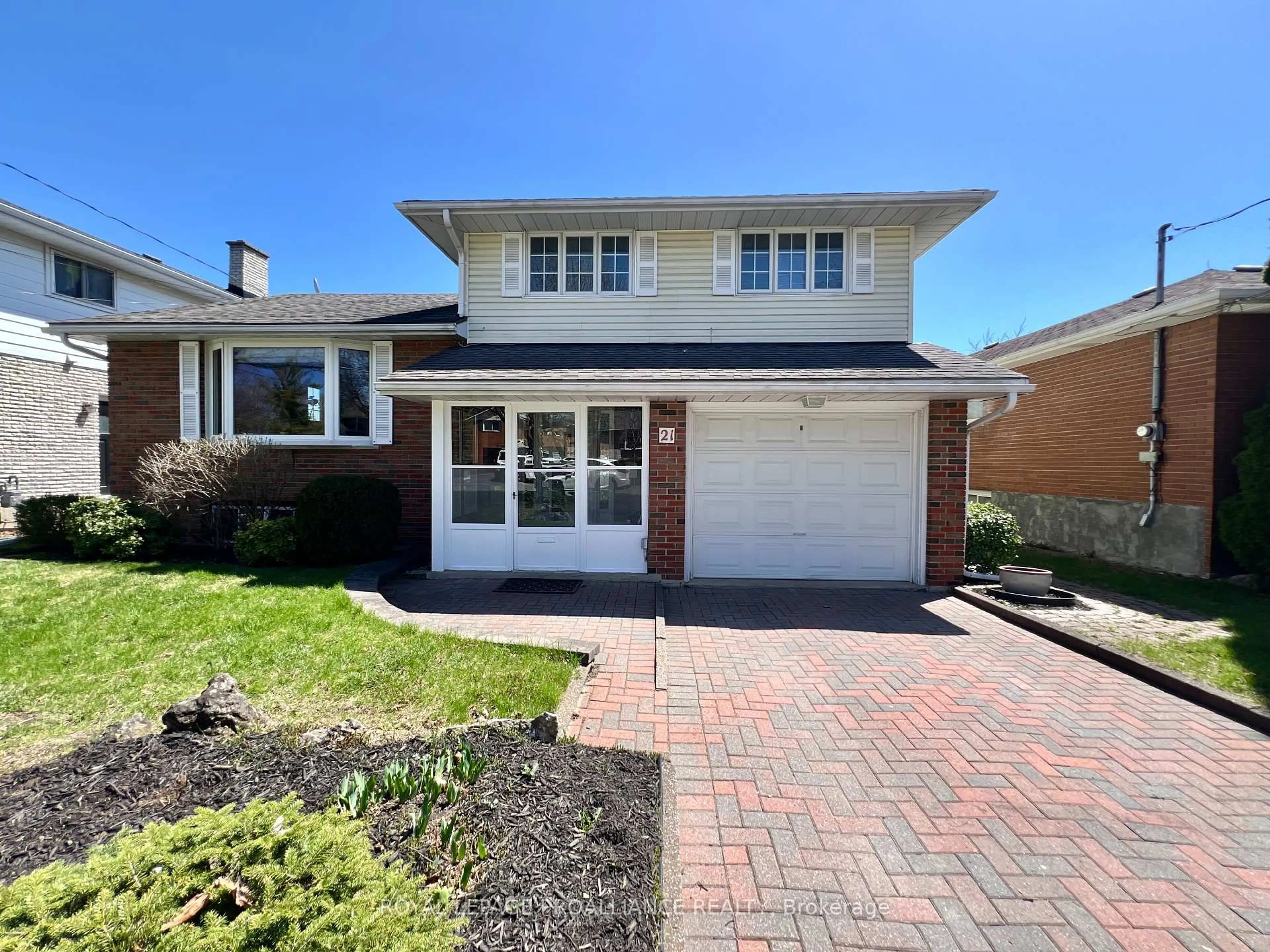 Home with brick exterior material, street for 21 Dunnett Blvd, Belleville Ontario K8P 4M7