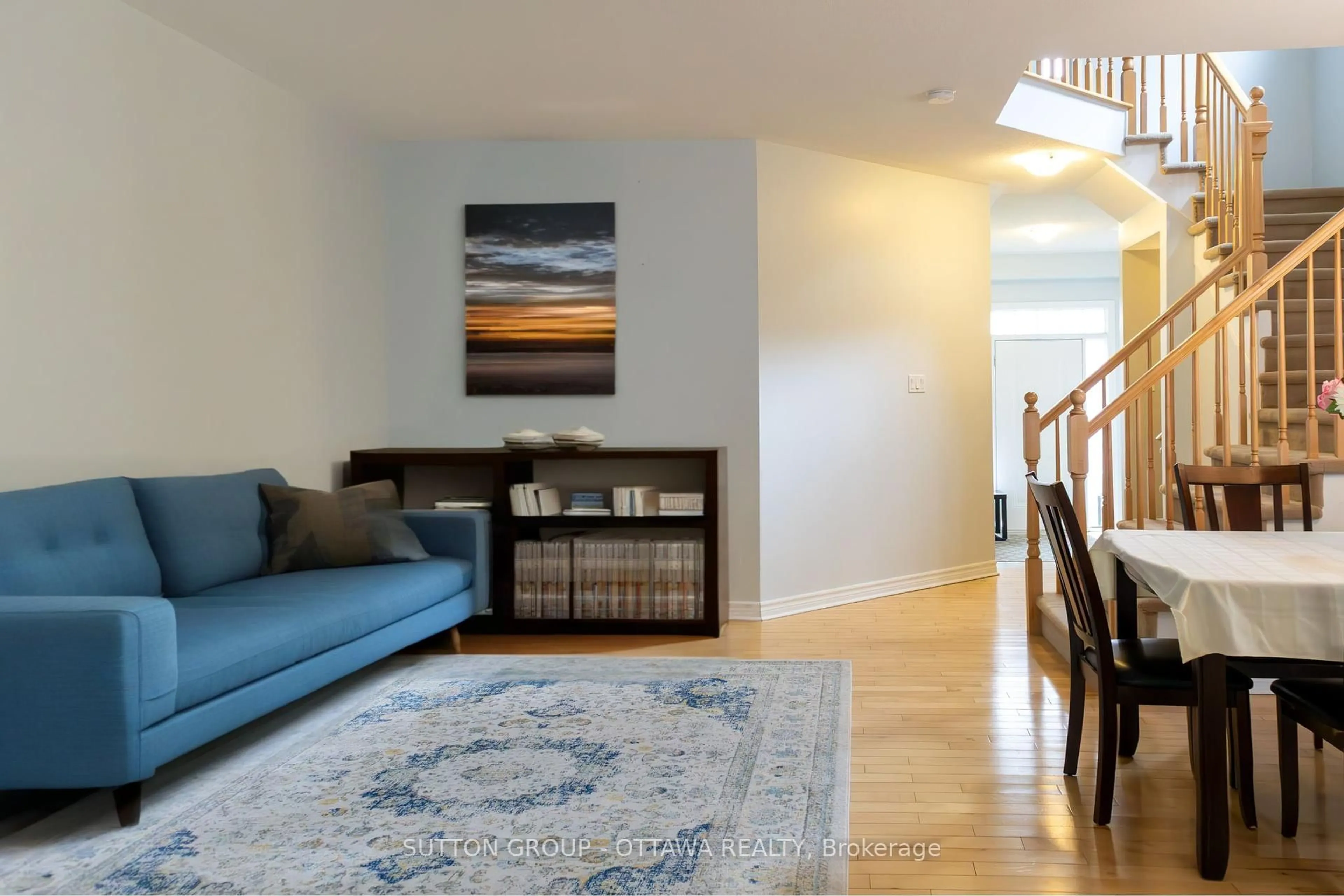 Living room with furniture, unknown for 654 Moorpark Ave, Ottawa Ontario K2M 0H8