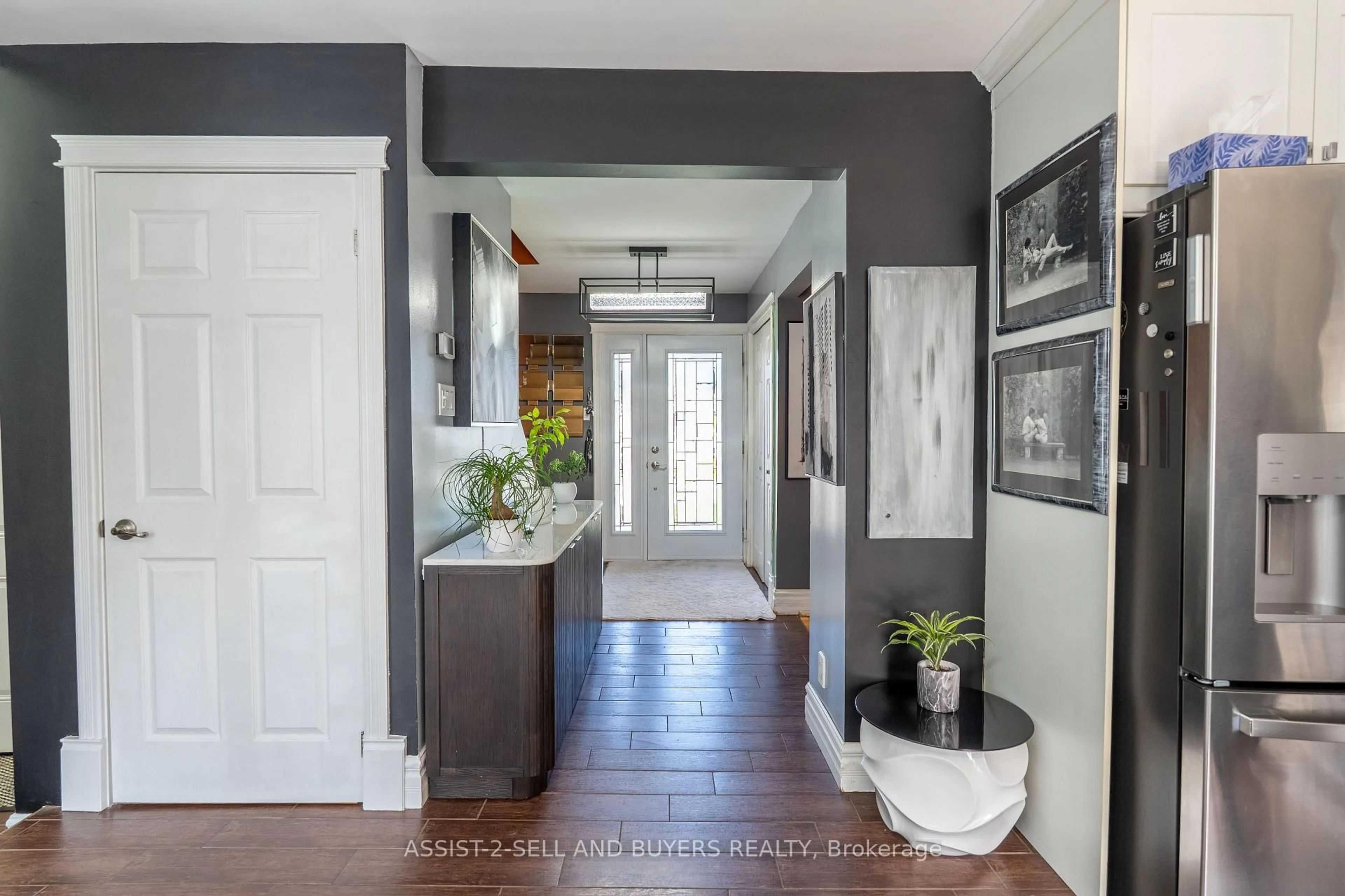 Indoor entryway for 13 Cherry Ave, South Stormont Ontario K0C 1P0