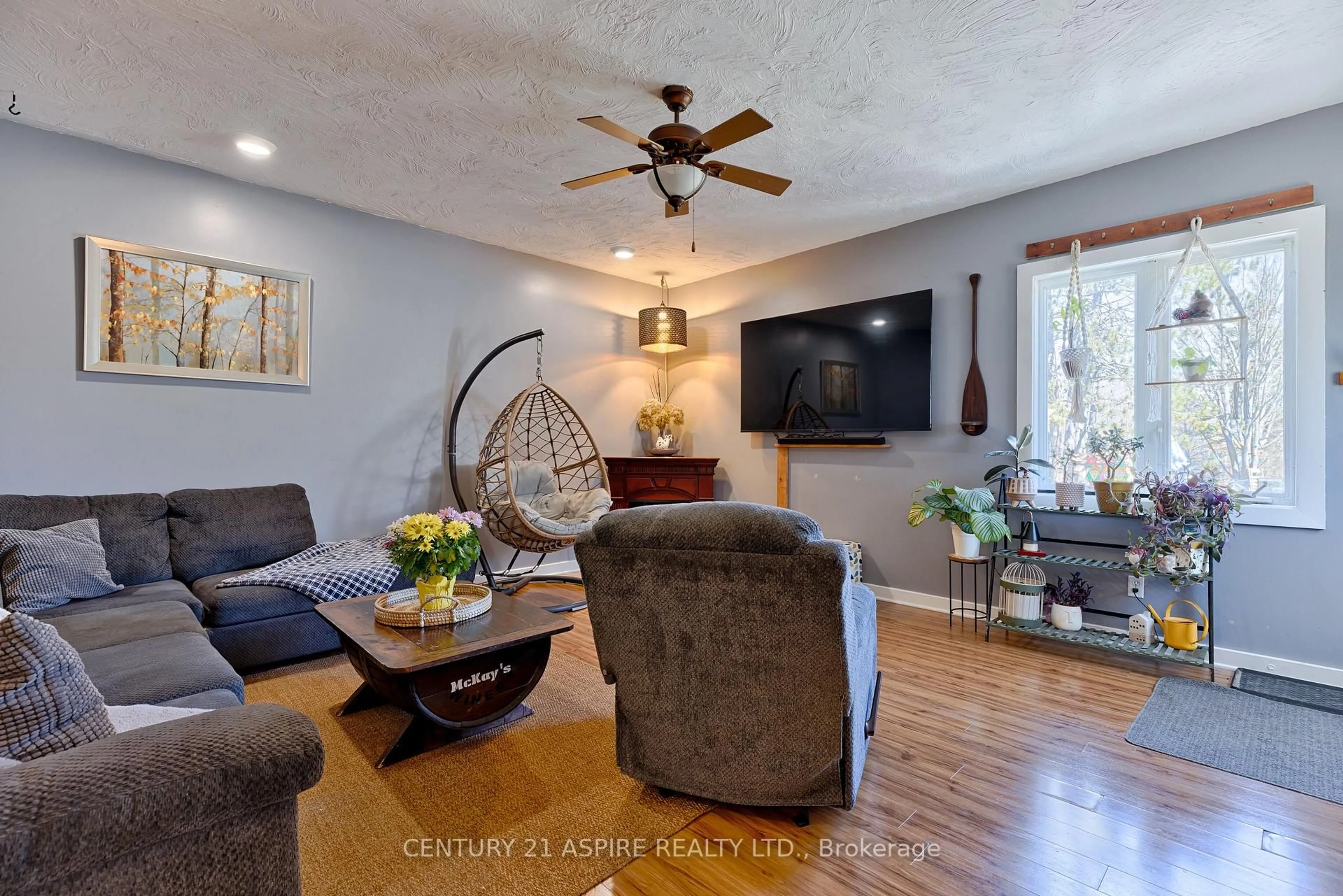 Living room with furniture, unknown for 109 Golf Course Rd, Pembroke Ontario K8A 7B1