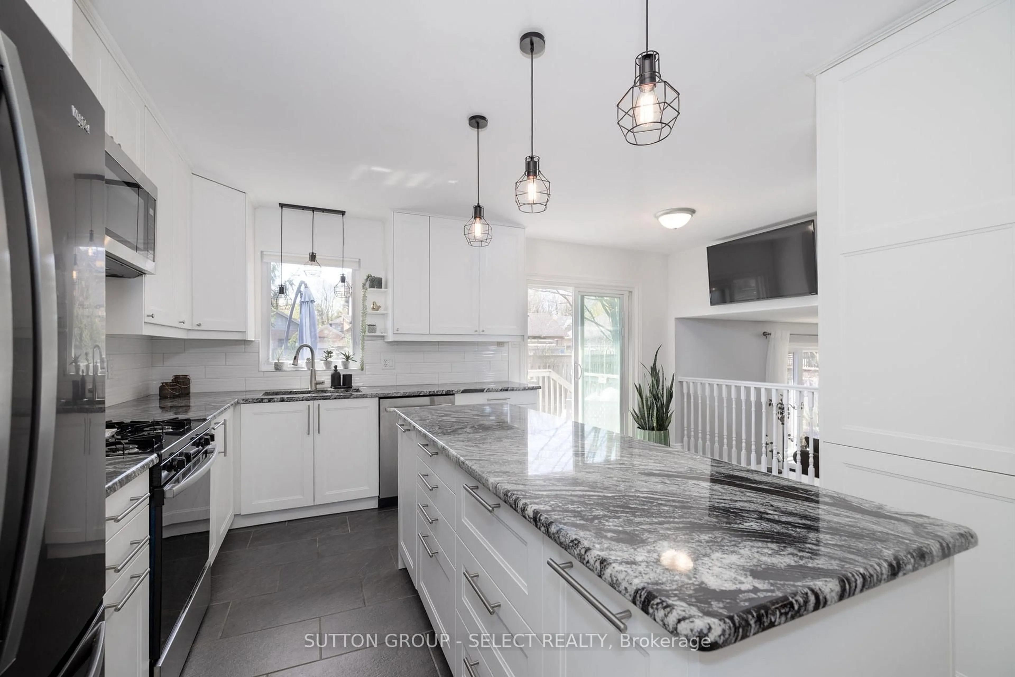 Contemporary kitchen, ceramic/tile floor for 538 Ambleside Dr, London North Ontario N6G 4Y9