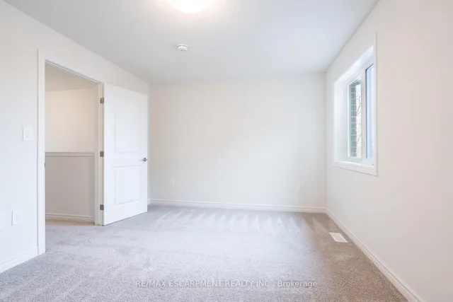 Additional property image - 2620 BINBROOK Rd Unit 206