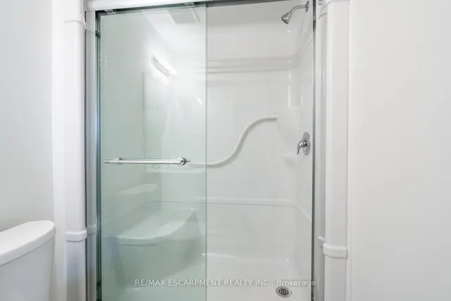 Additional property image - 2620 BINBROOK Rd Unit 206