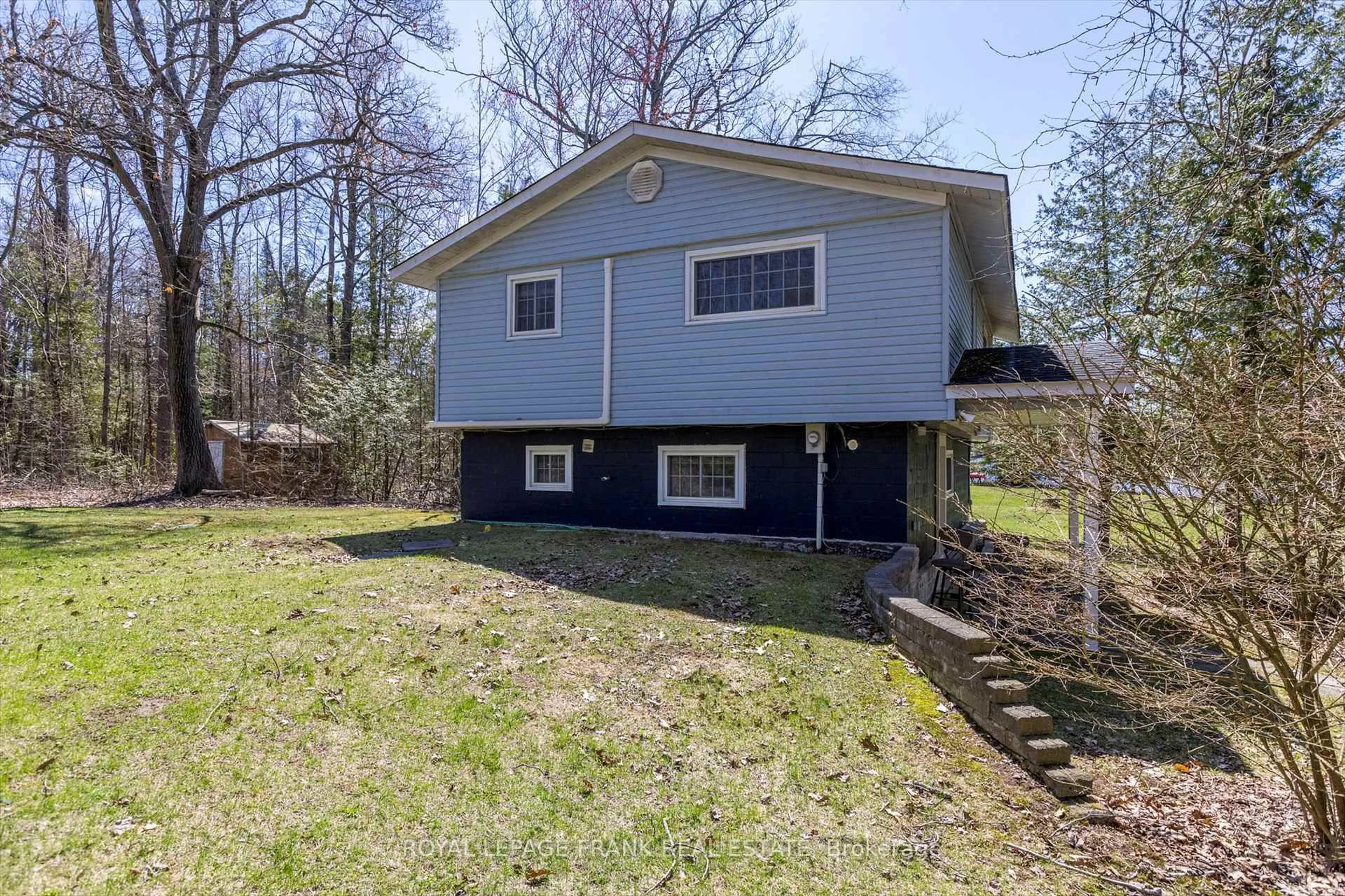 Home with vinyl exterior material, unknown for 183 Adam & Eve Rd, Trent Lakes Ontario K0L 1J0
