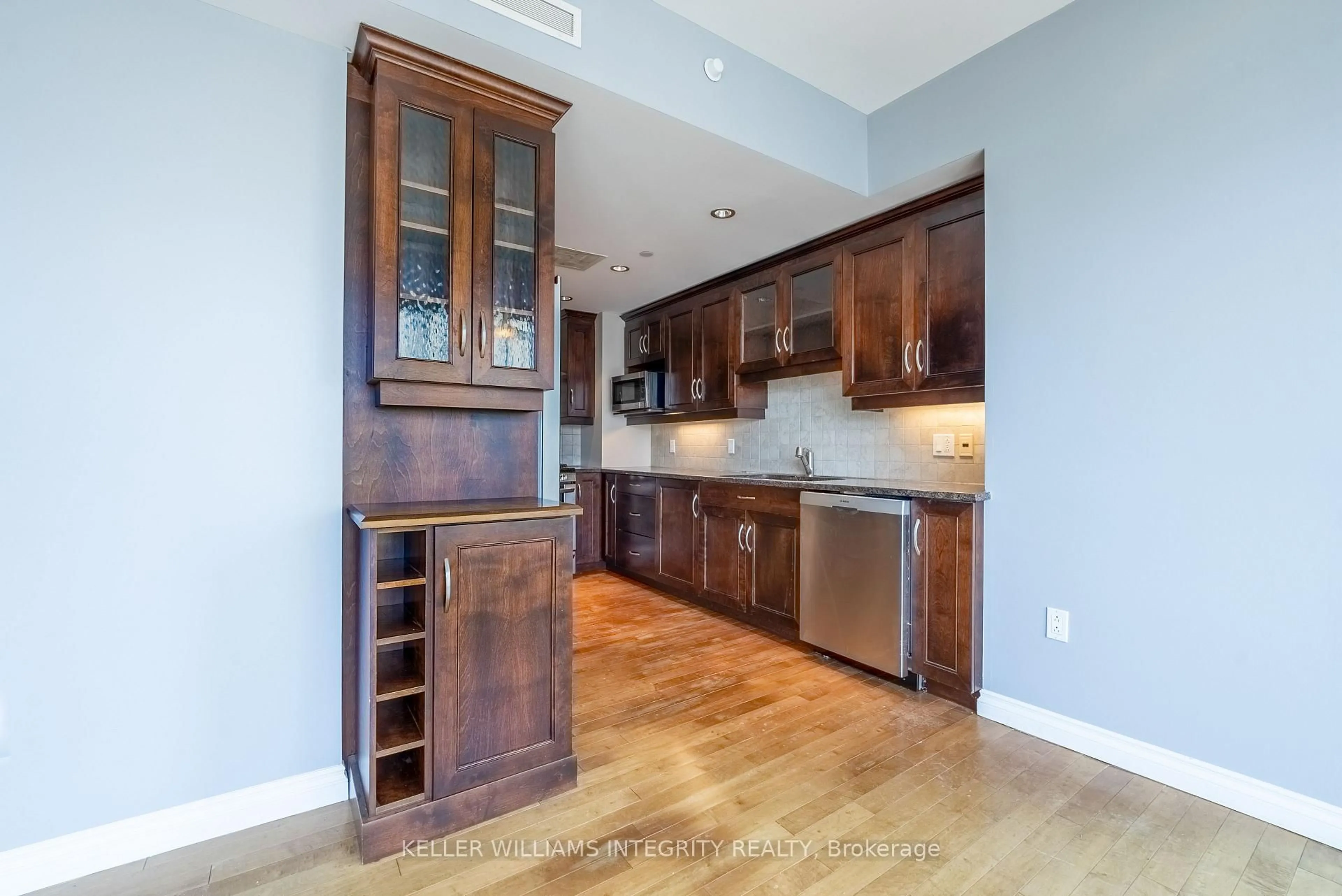 Open concept kitchen, unknown for 90 George St #809, Ottawa Ontario K1N 0A8