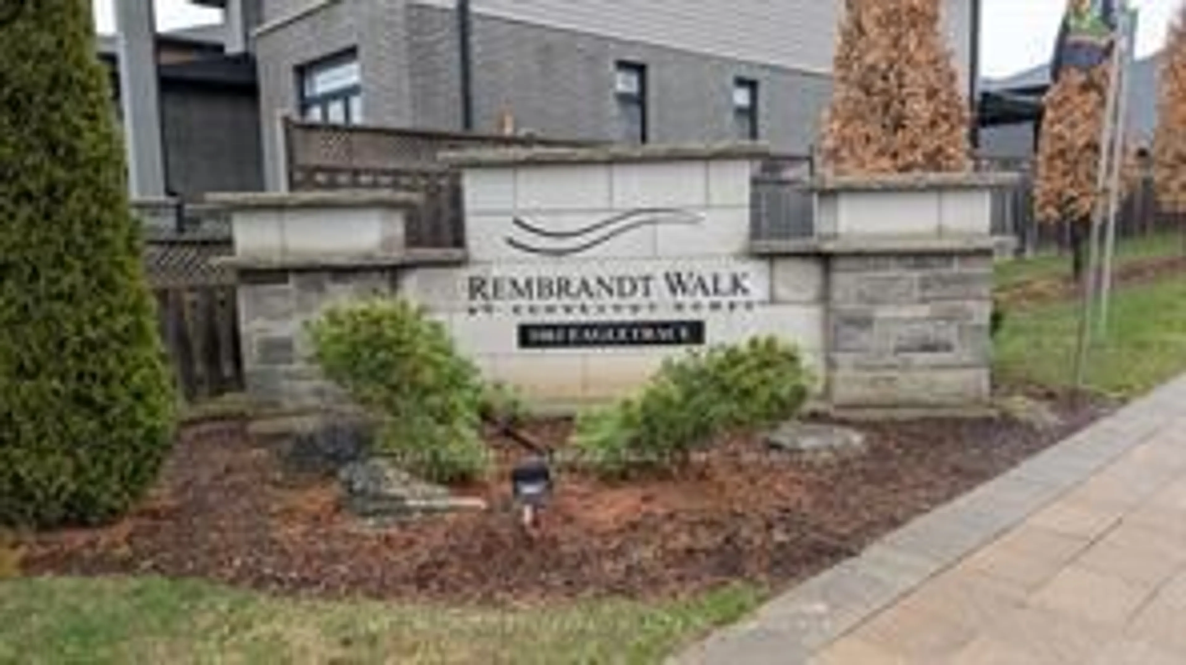 Unknown for 1061 Eagletrace Dr #137, London North Ontario N6G 0T3