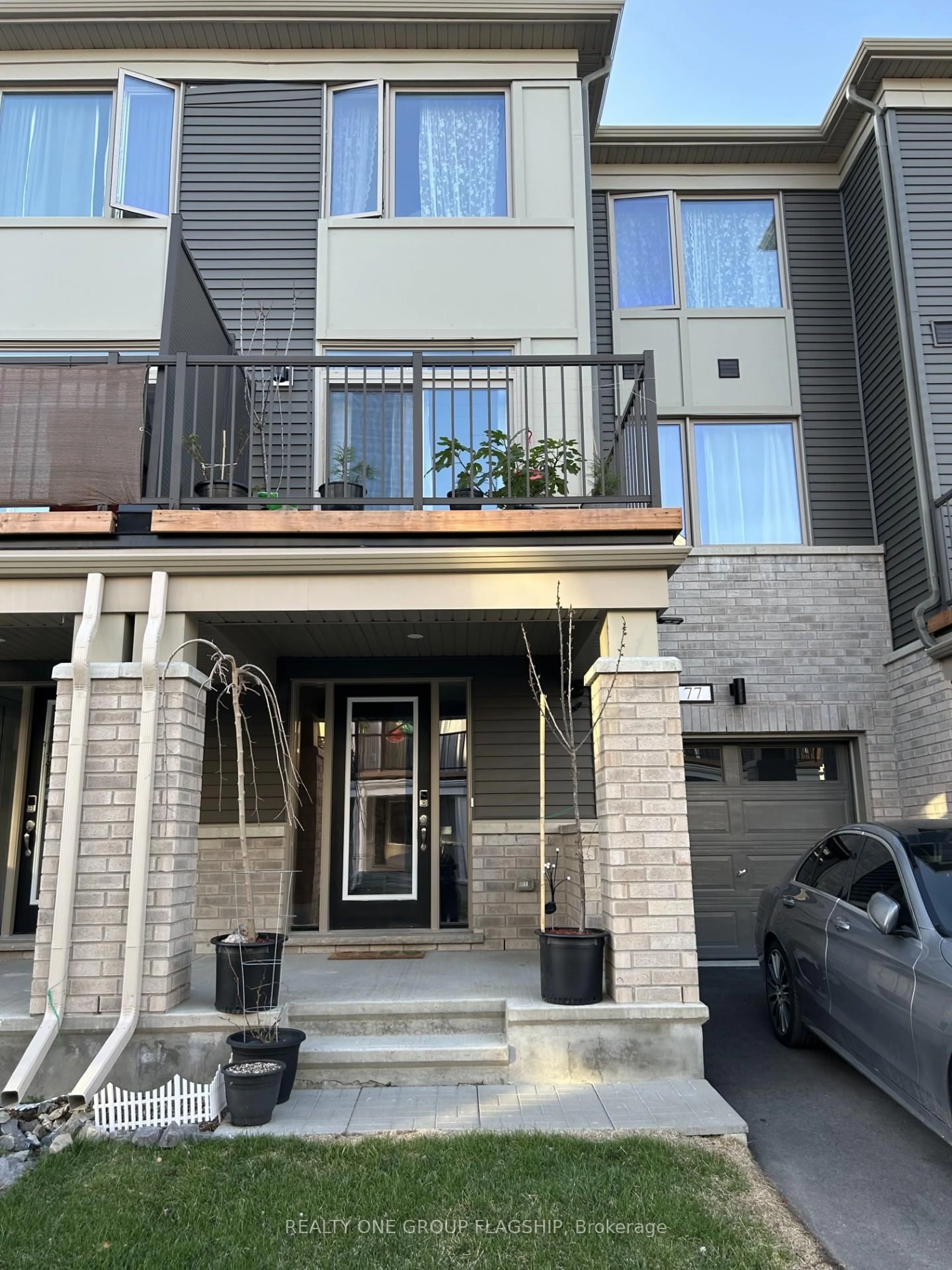 Unknown for 77 Lignite Private, Ottawa Ontario K2J 7J4