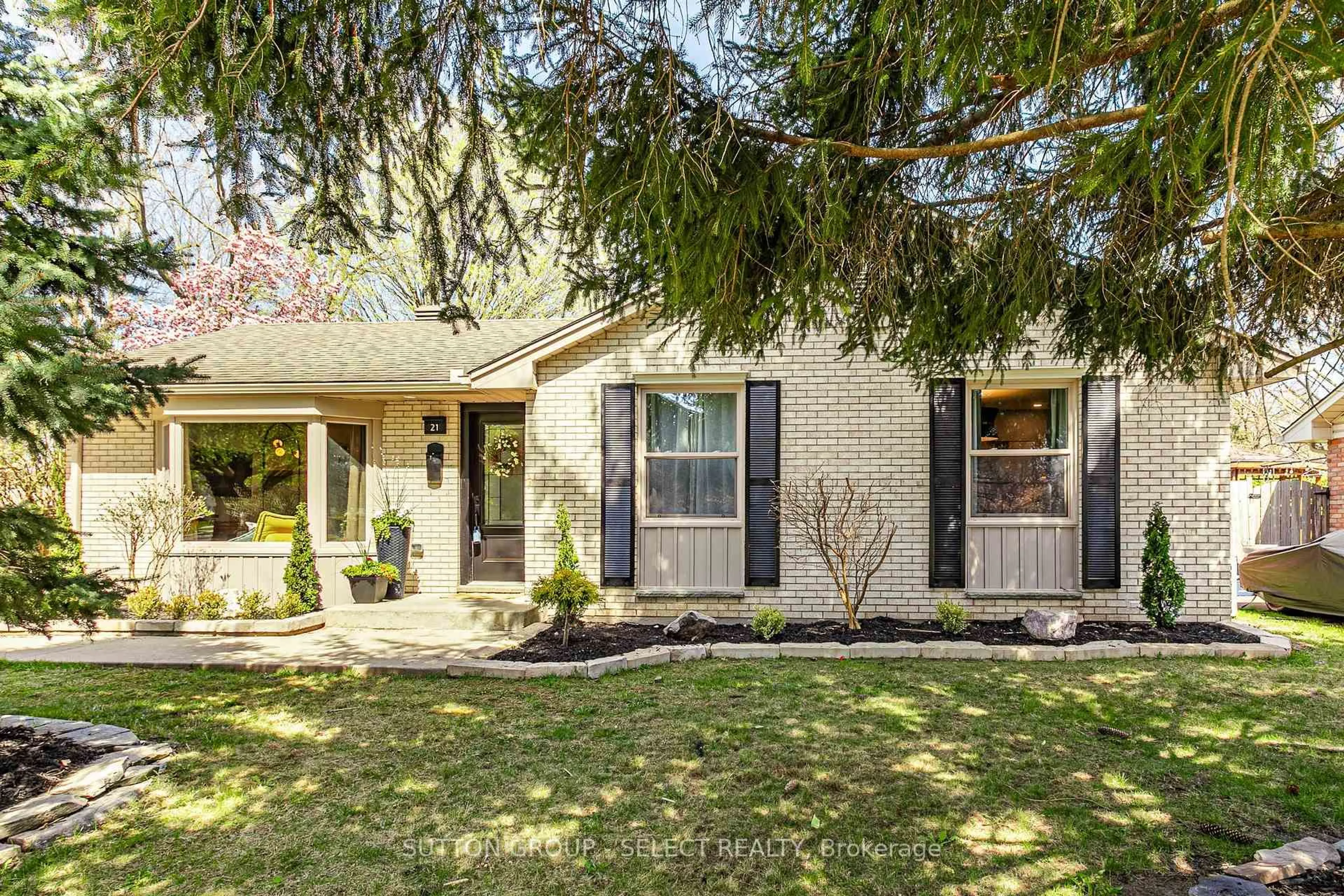 Home with brick exterior material, street for 21 McGill Pl, London North Ontario N5X 1W1