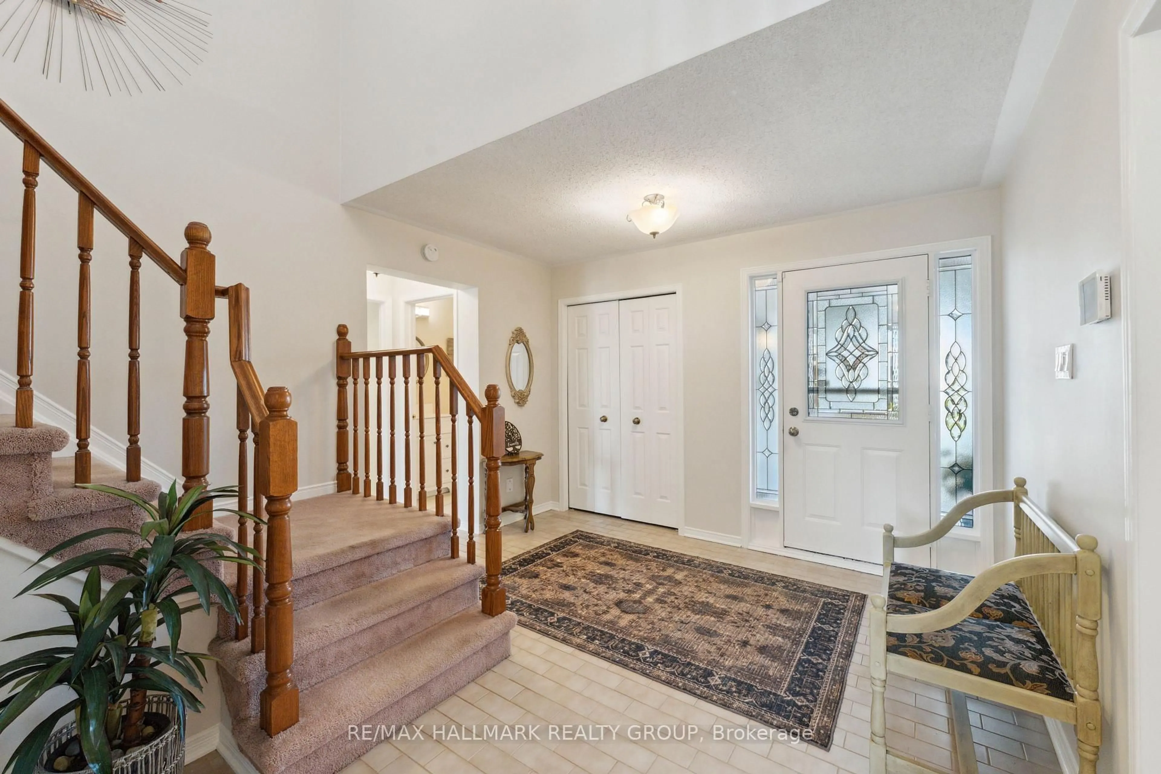 Indoor entryway for 79 Halley St, Ottawa Ontario K2J 3W1