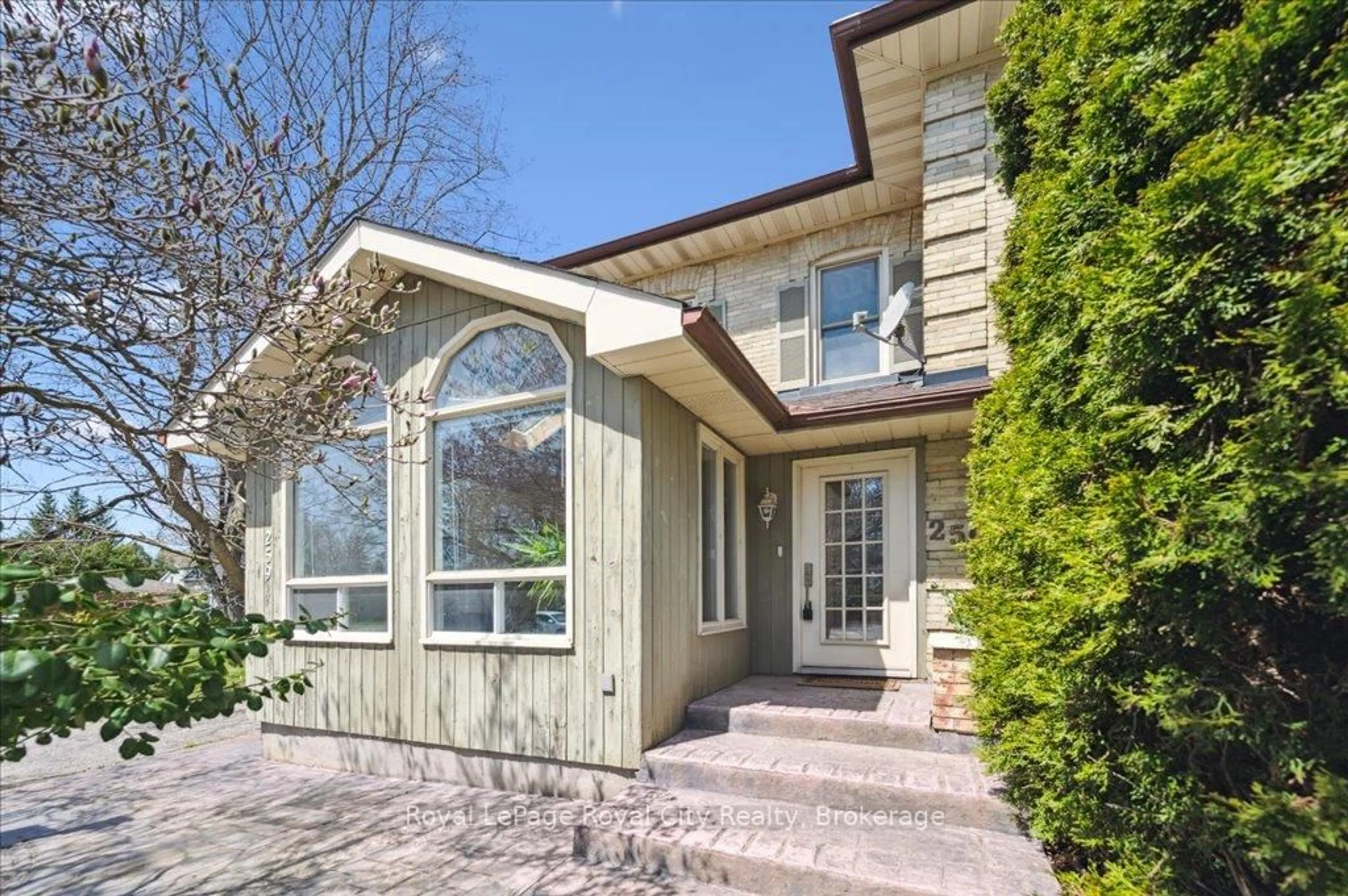 Home with brick exterior material, street for 259 Garafraxa St, Centre Wellington Ontario N1M 1E2