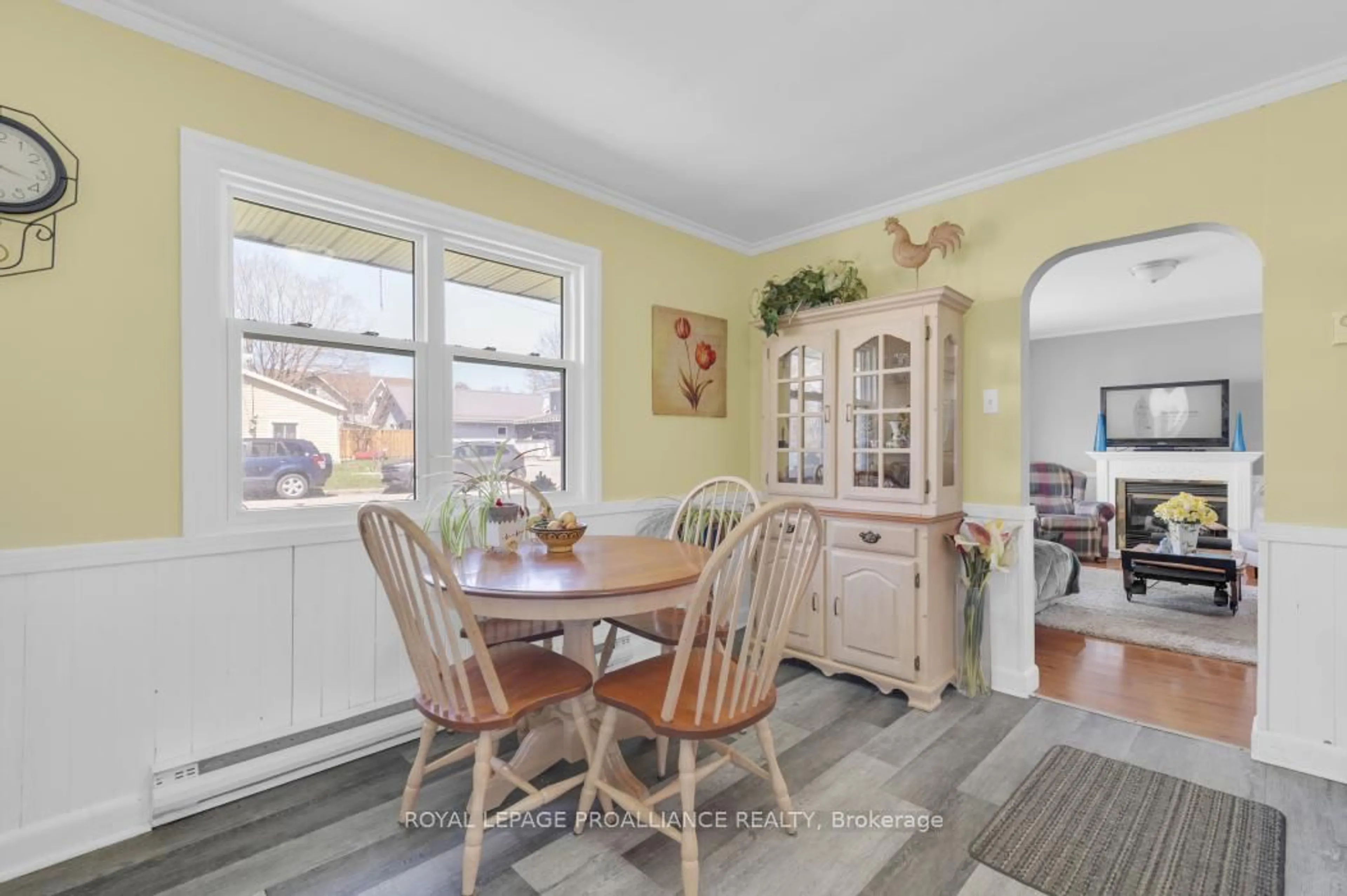 Dining room, unknown for 103 Wall St, Quinte West Ontario K8V 4K1