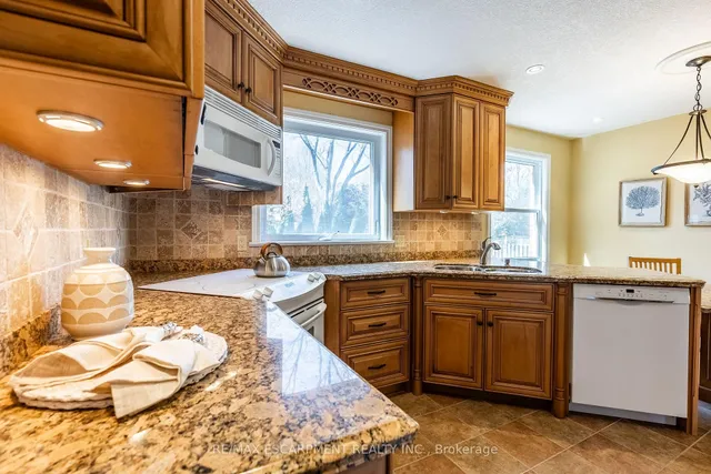Additional property image - 158 Marigold Crt