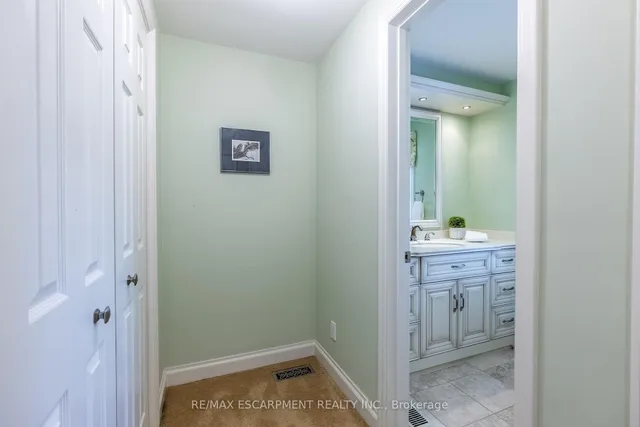 Additional property image - 158 Marigold Crt