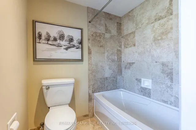 Additional property image - 158 Marigold Crt