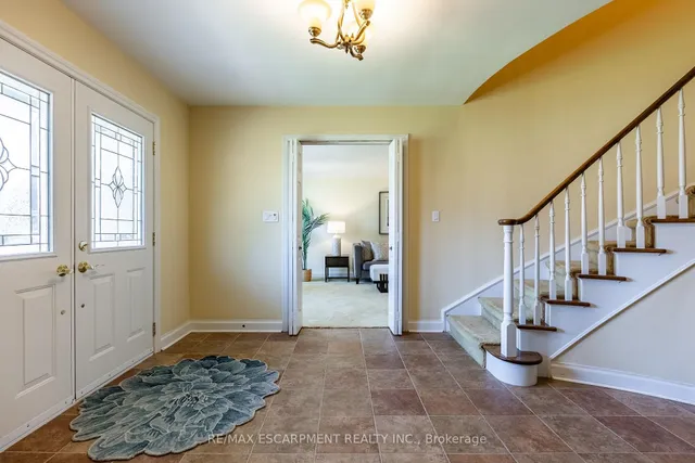 Additional property image - 158 Marigold Crt