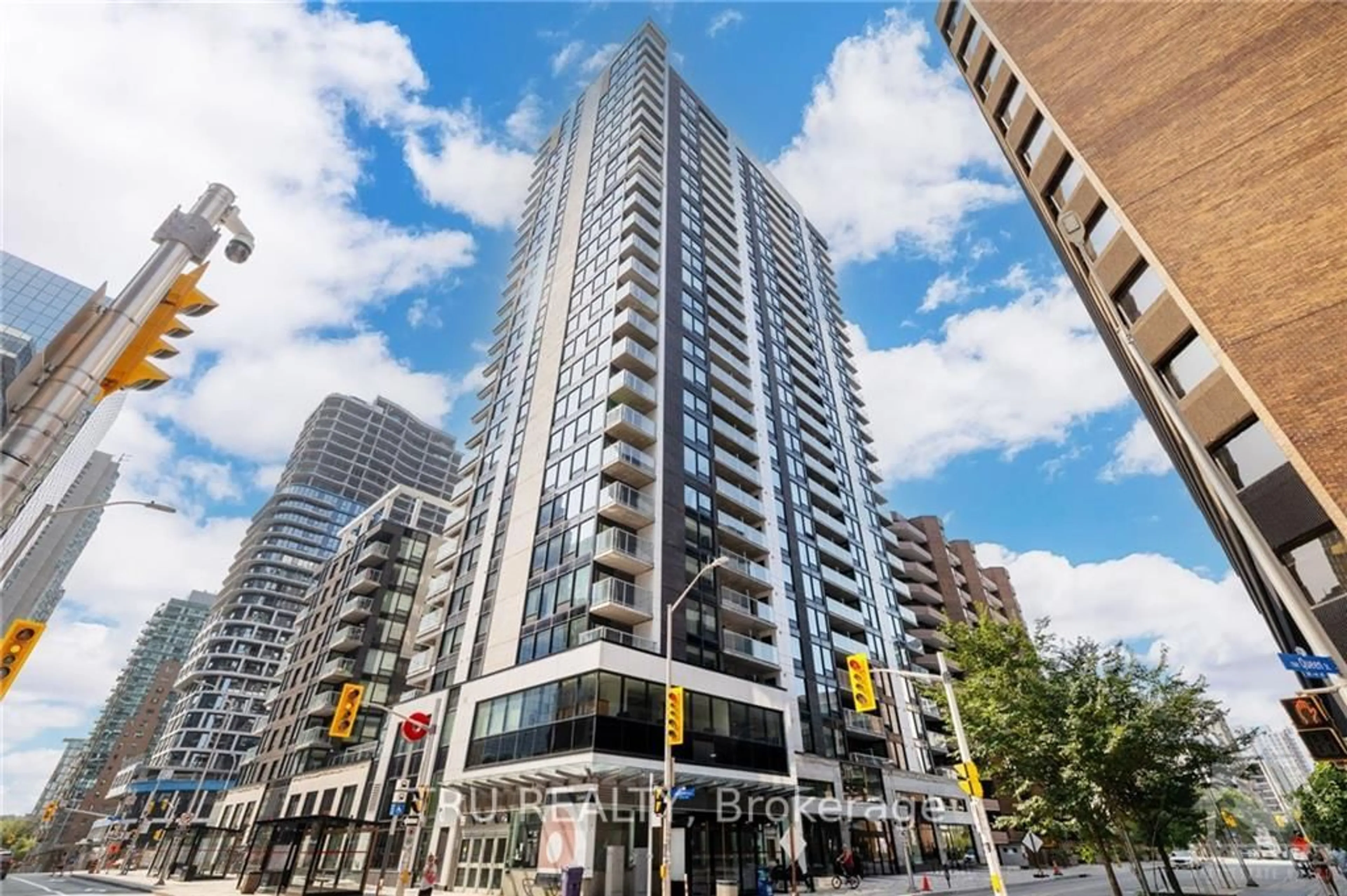 Patio, unknown for 340 Queen St #1408, Ottawa Ontario K1R 0G1