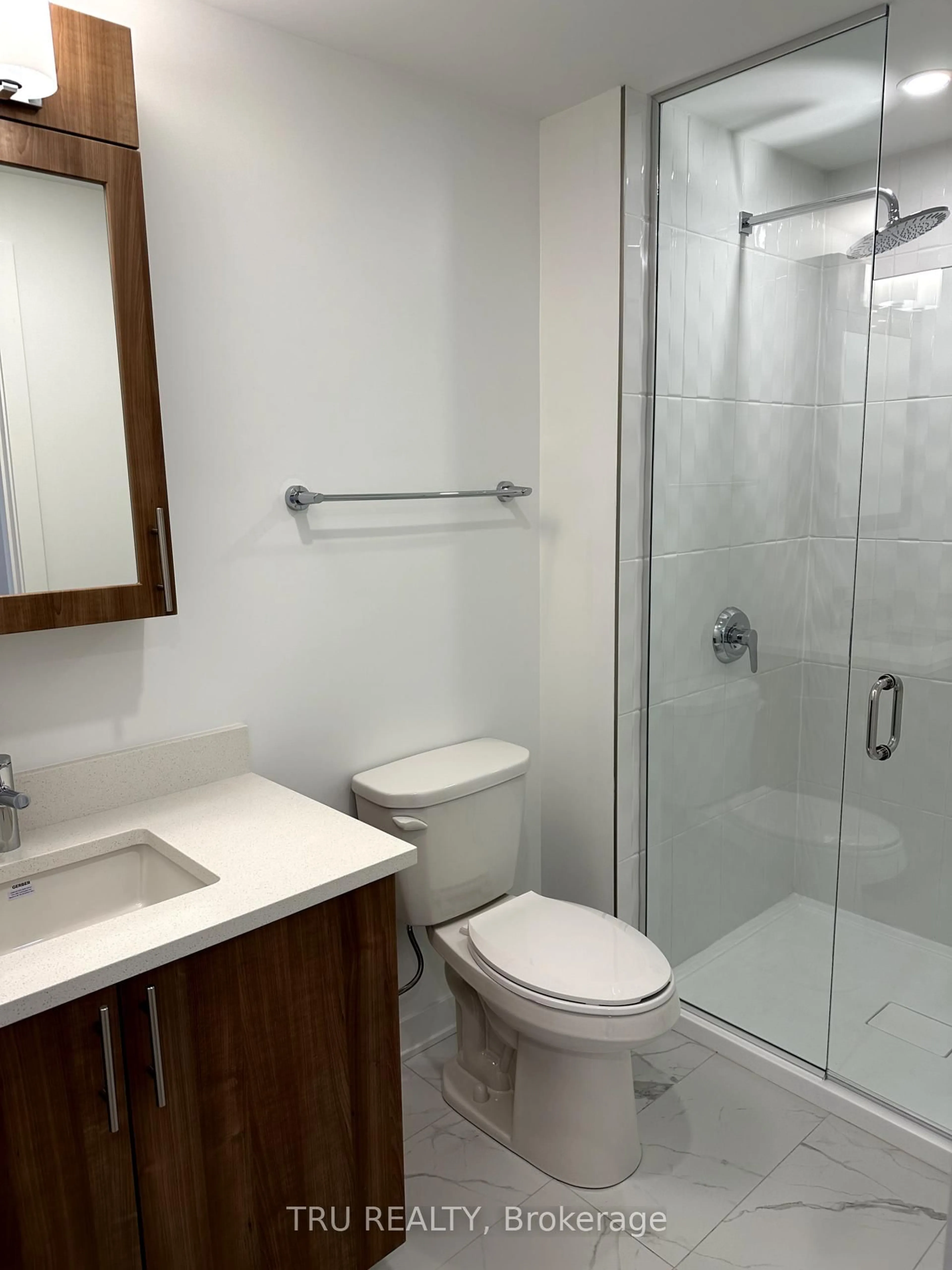 Standard bathroom, unknown for 340 Queen St #1408, Ottawa Ontario K1R 0G1