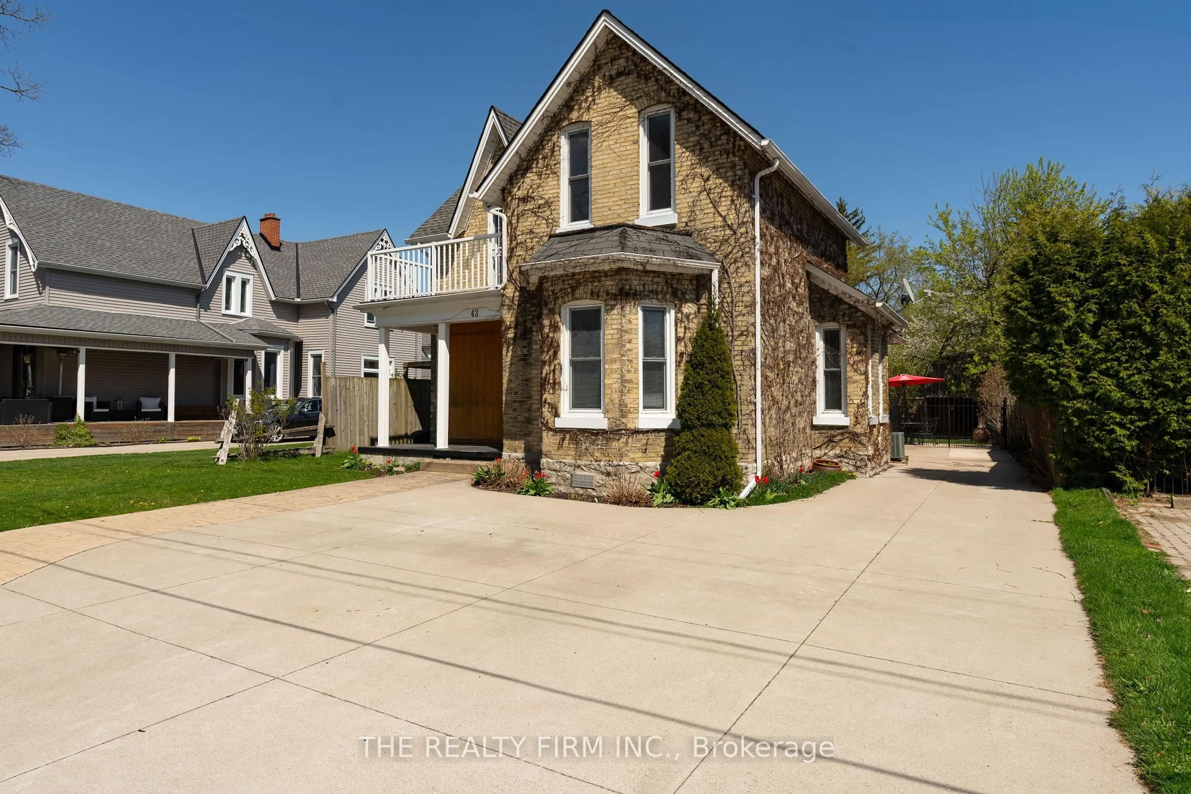 Home with brick exterior material, street for 43 Southwick St, St. Thomas Ontario N5R 3R9