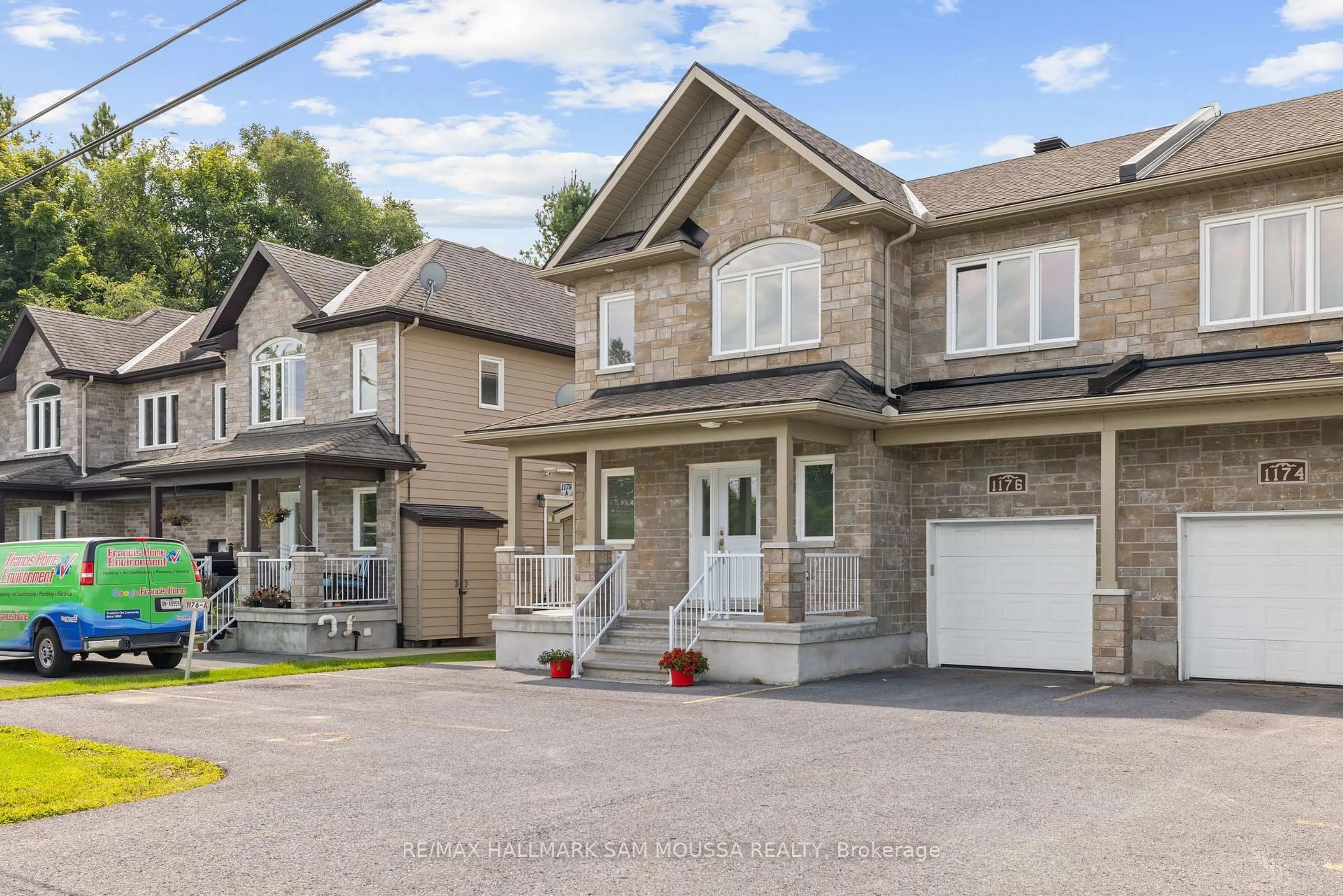 Home with brick exterior material, street for 1176 South Russell Rd, Russell Ontario K4R 1B2