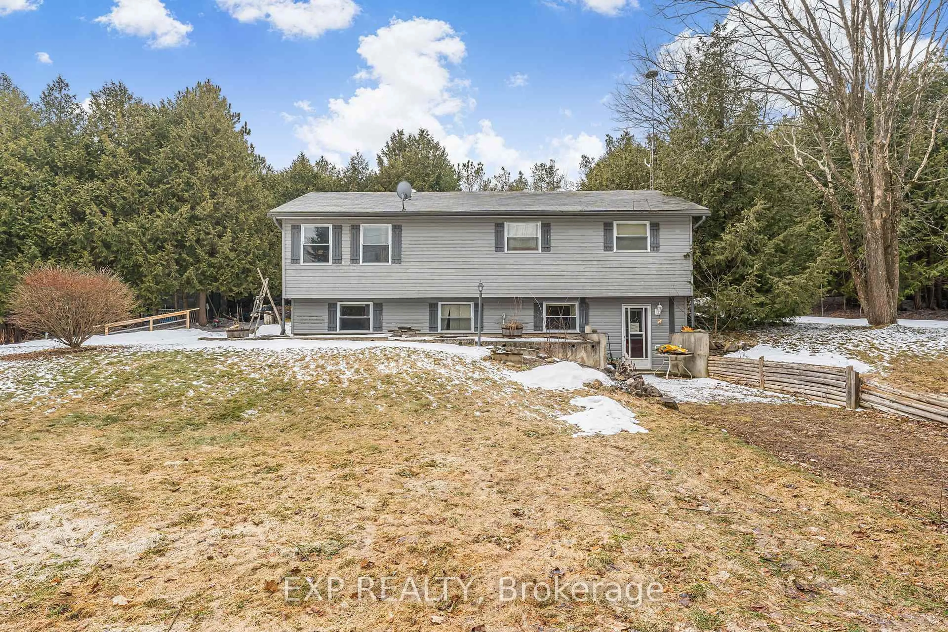 A pic from outside/outdoor area/front of a property/back of a property/a pic from drone, unknown for 588458 County Rd 17 Rd, Mulmur Ontario L9V 0S8