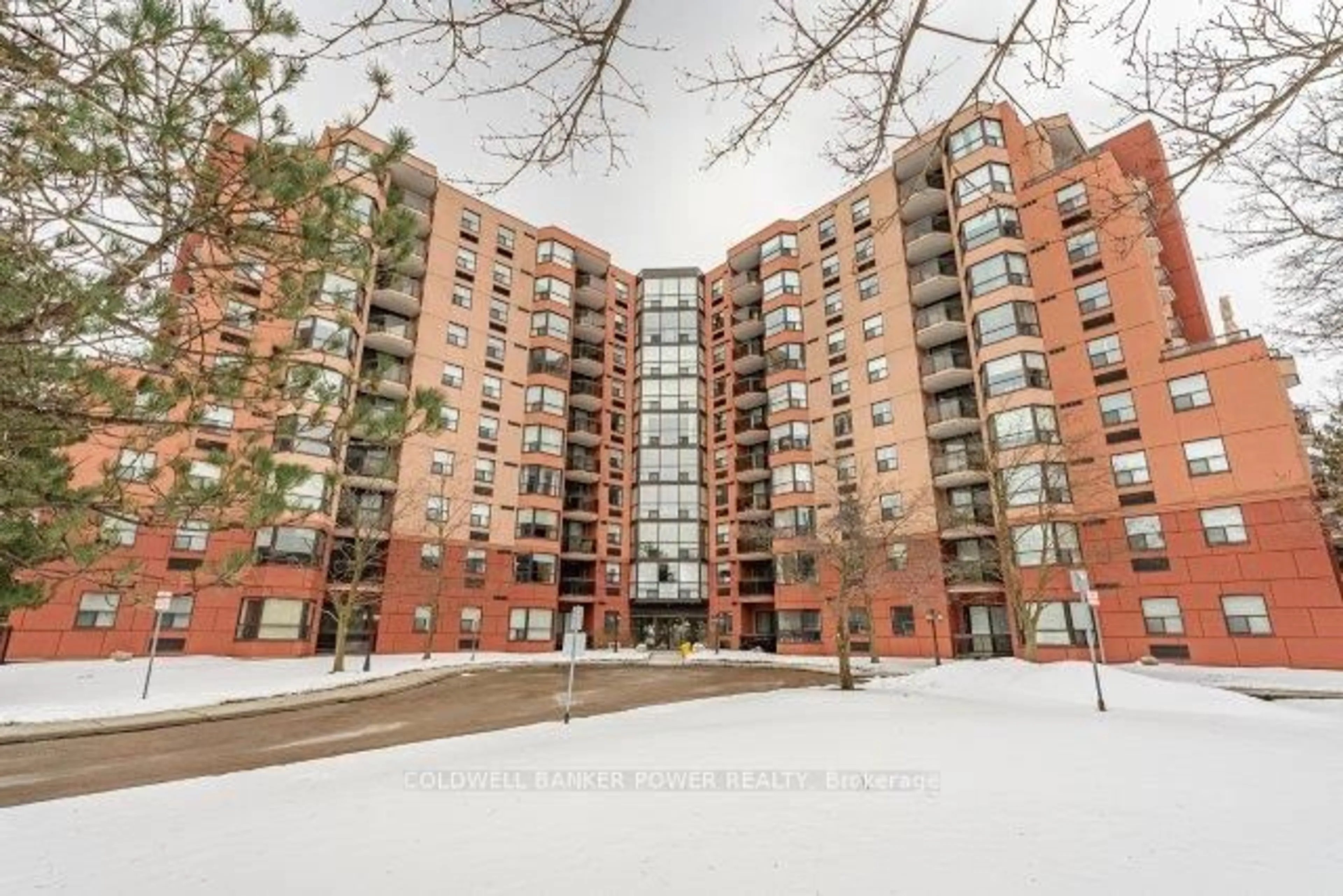 Unknown for 600 Talbot St #607, London East Ontario N6A 5L9
