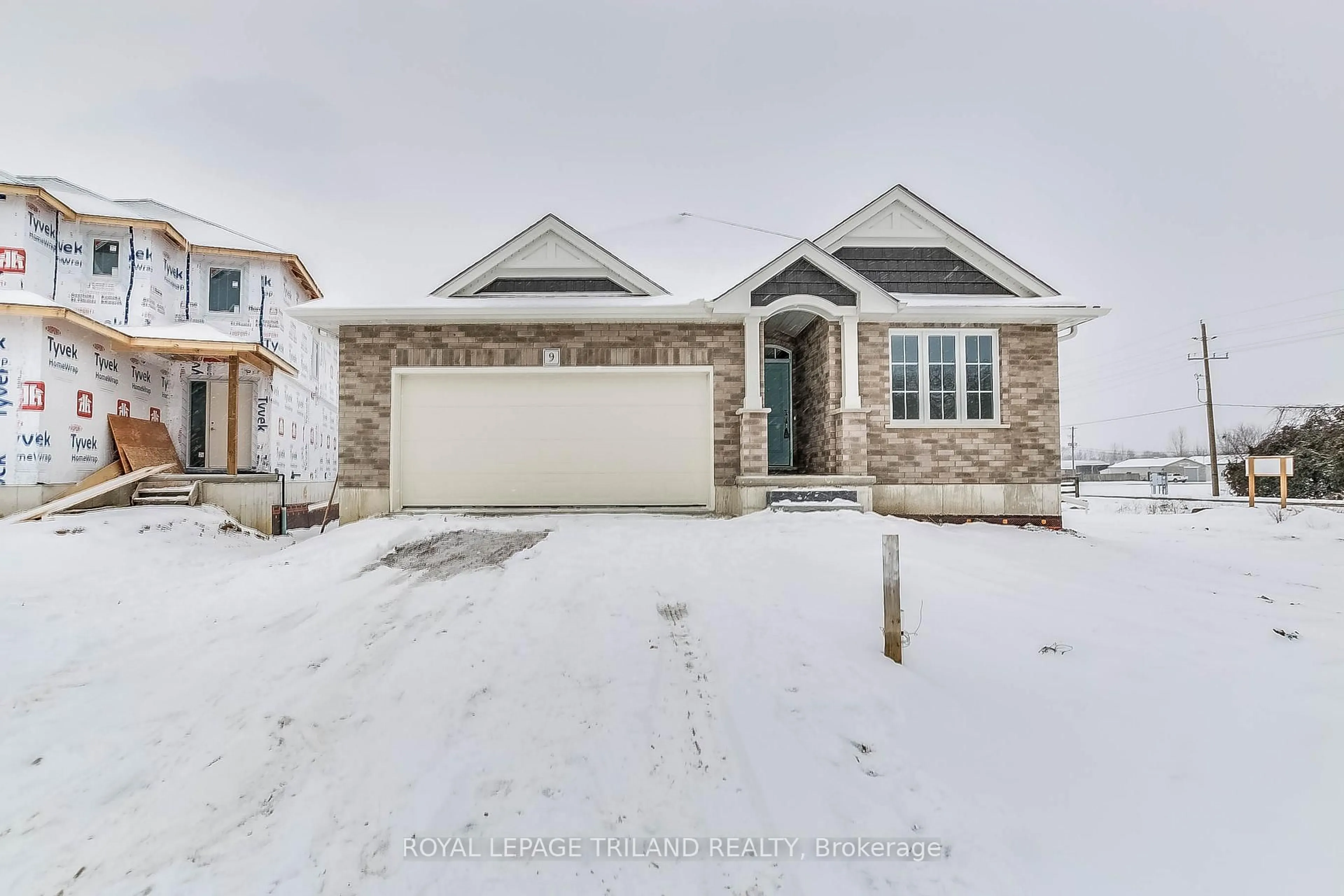 Unknown for LOT 5 MACLEOD Crt, West Elgin Ontario N0L 2P0