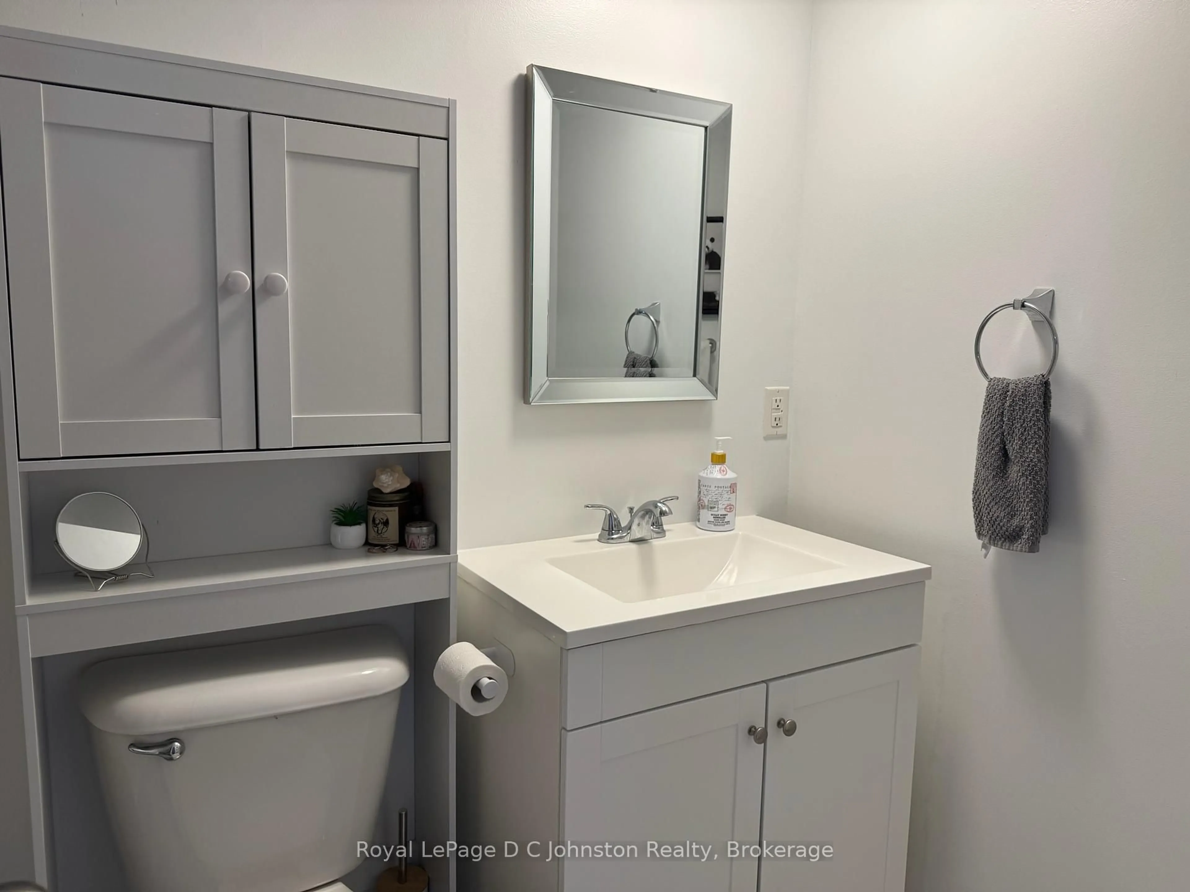 Standard bathroom, ceramic/tile floor for 229 Adelaide St #307, Saugeen Shores Ontario N0H 2L0