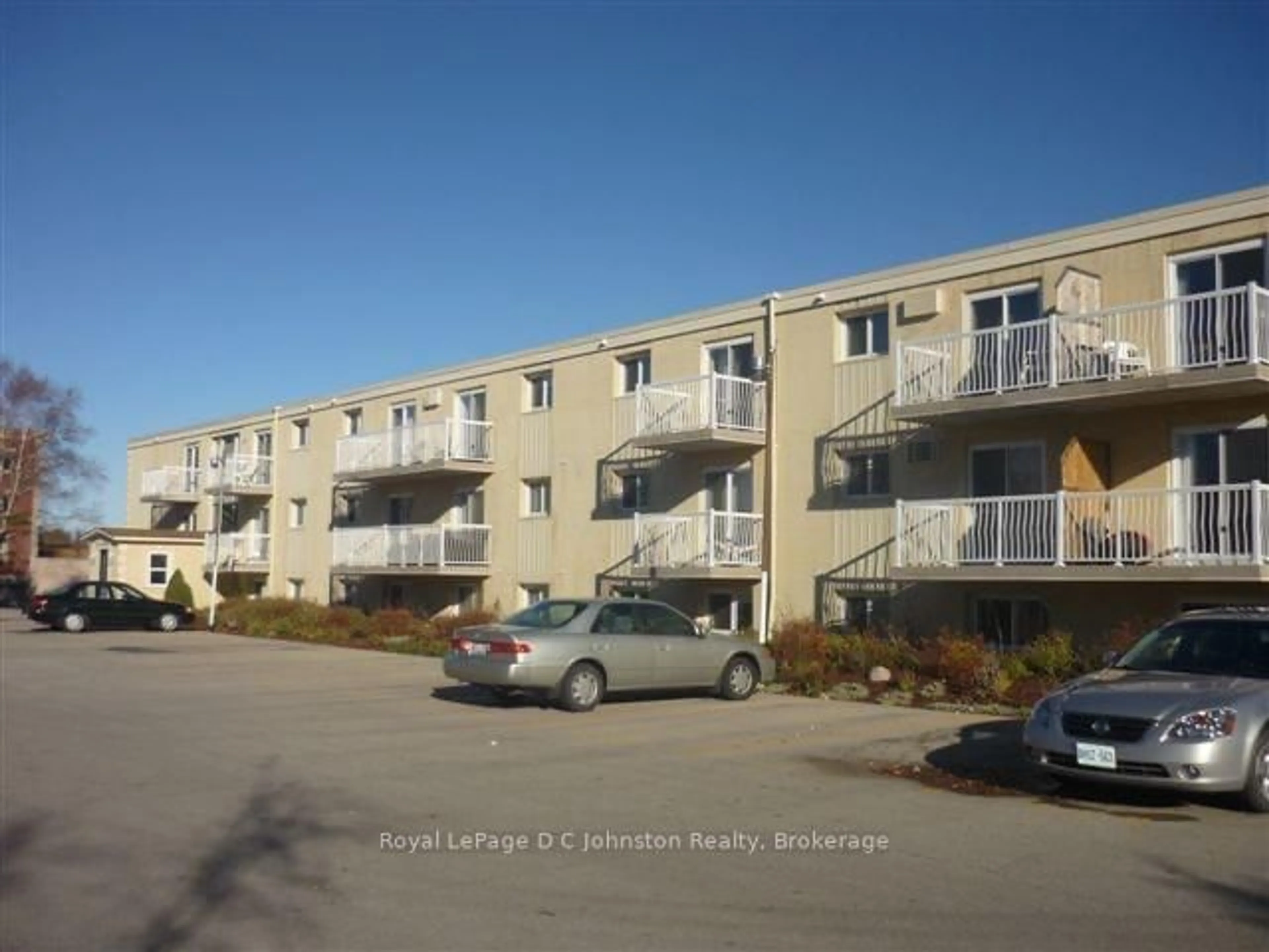 Unknown for 229 Adelaide St #307, Saugeen Shores Ontario N0H 2L0