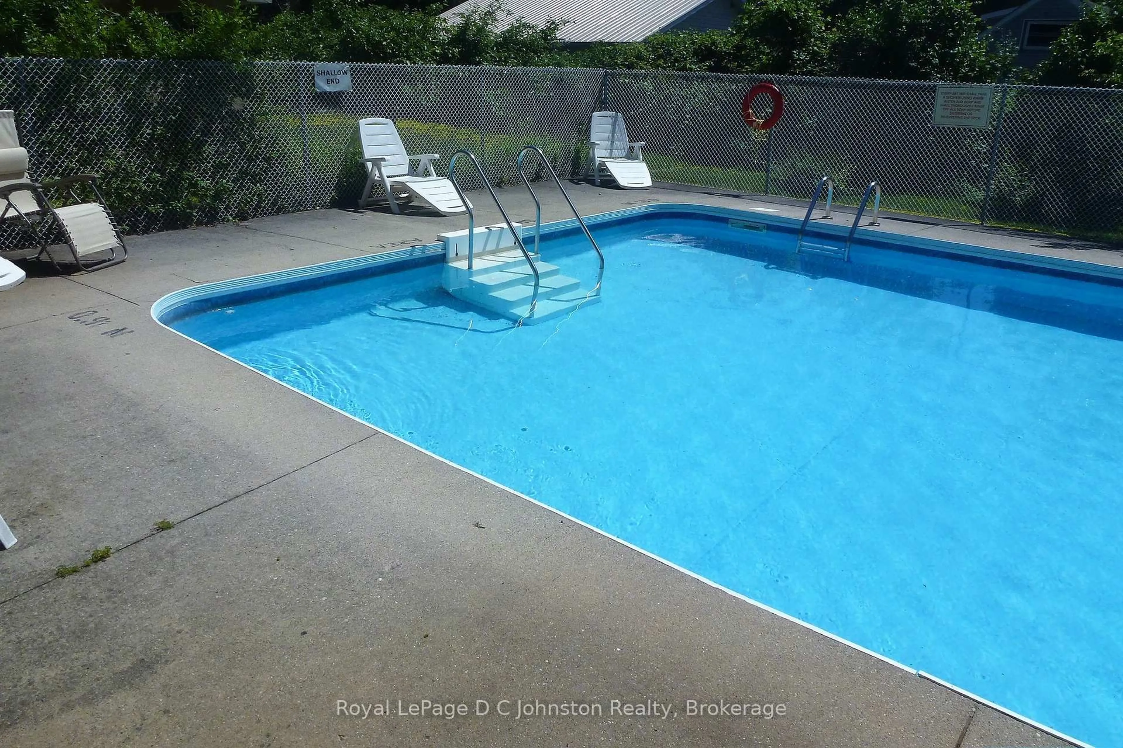 Pool for 229 Adelaide St #307, Saugeen Shores Ontario N0H 2L0