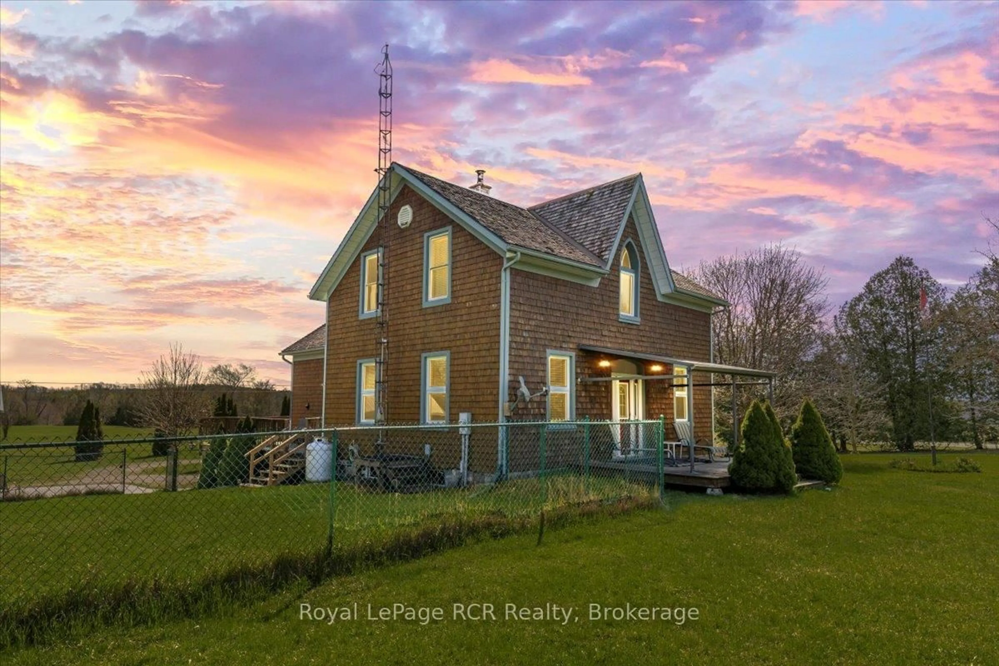 Home with brick exterior material, building for 382007 Concession 4 NDR N/A, West Grey Ontario N4N 3B9