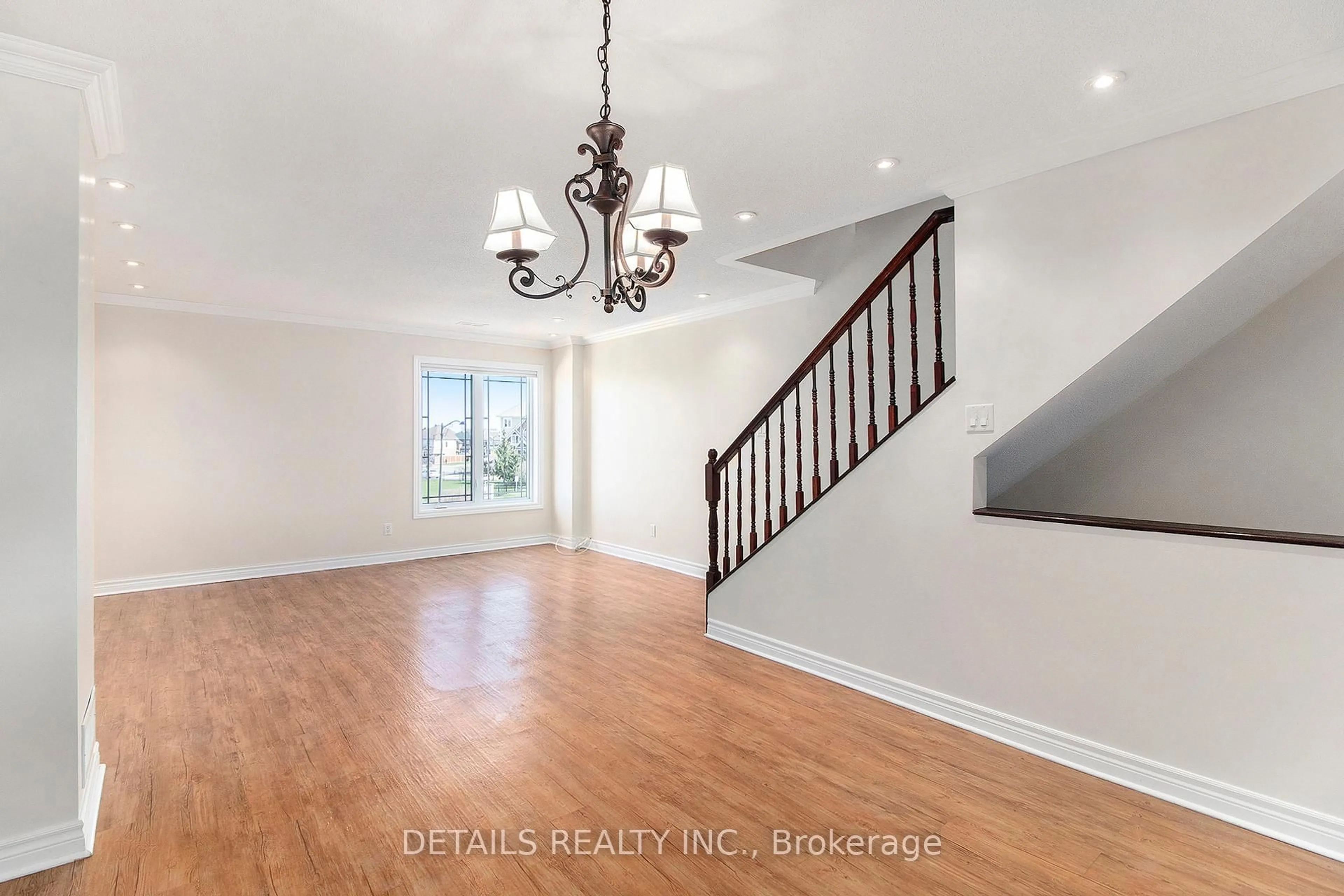Unknown for 565 Lakeridge Dr, Ottawa Ontario K4A 0H4